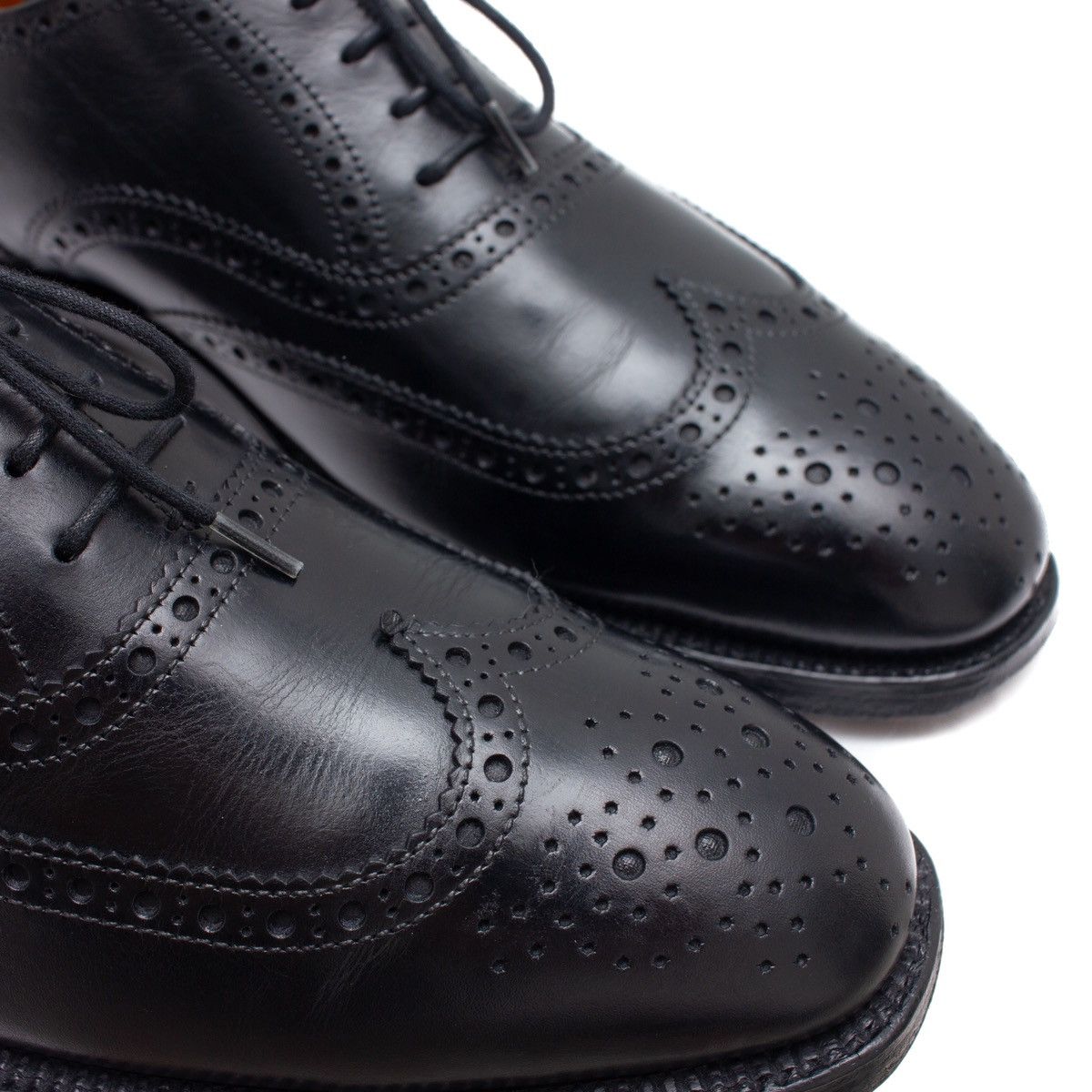 Crockett & Jones 875$ Crockett & Jones Barneys NY Black Leather Brogues US8 Size US 8 / EU 41 - 13 Thumbnail