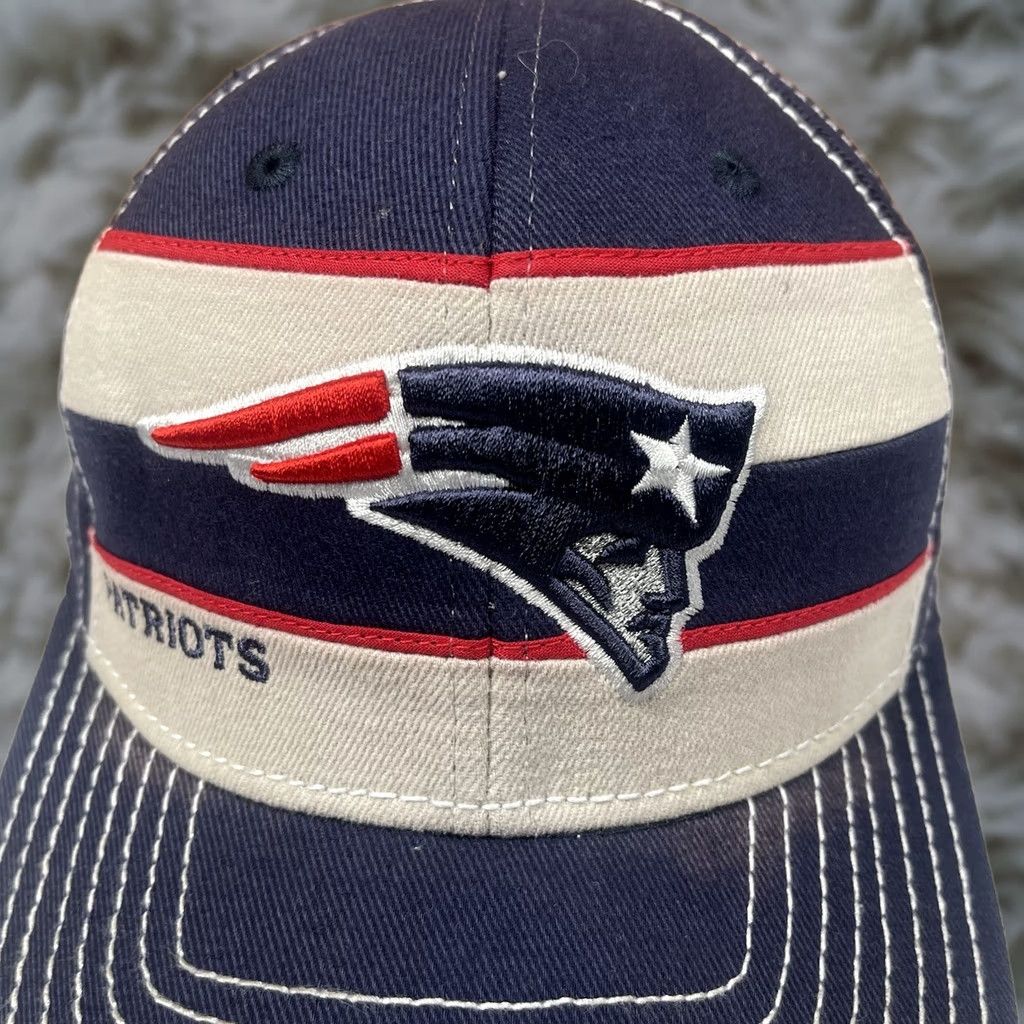 Reebok Reebok Hat Adult L/XL Blue On Field FitMax70 NFL NE Patriots Fitted Baseball Cap Size ONE SIZE - 1 Thumbnail
