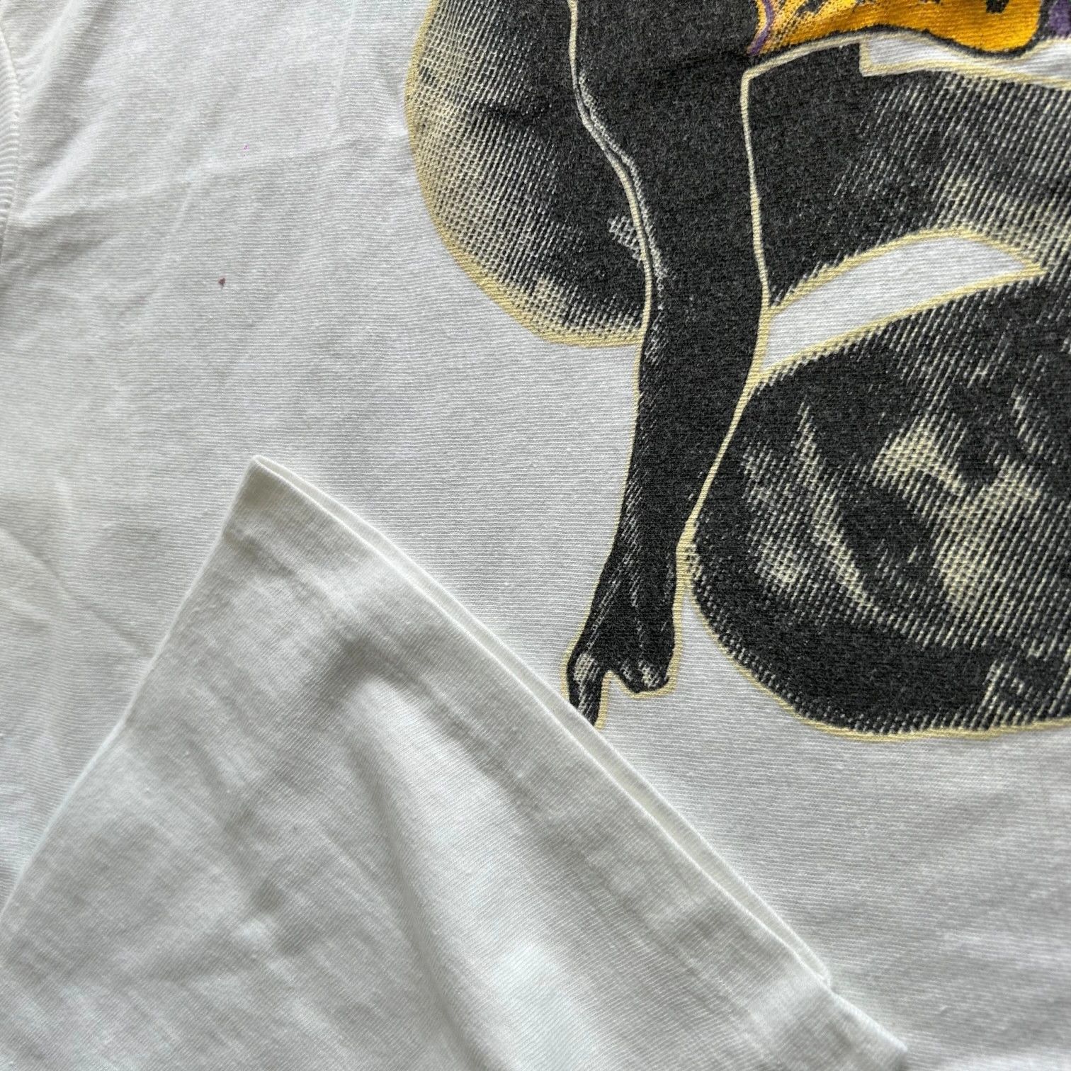 NBA Vintage 90s Magic Johnson Single Stitch T Shirt Size US L / EU 52-54 / 3 - 2 Thumbnail