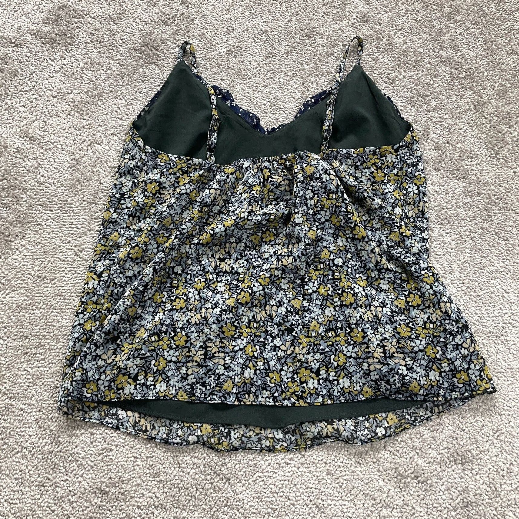 Banana Republic Banana Republic Camisole Womens XS Multicolor Floral Spaghetti Blouse Casual Size XS / US 0-2 / IT 36-38 - 2 Thumbnail