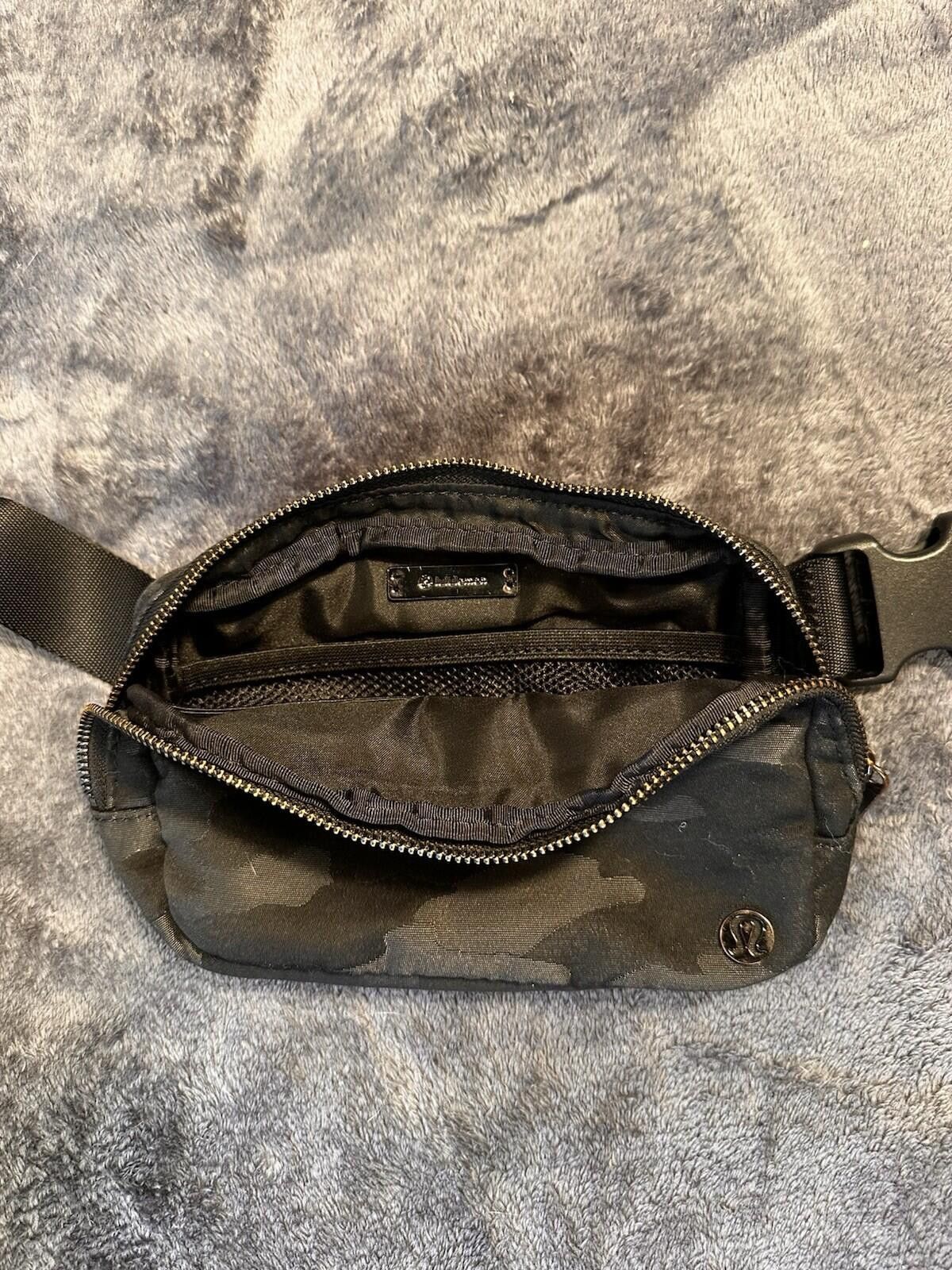 Lululemon Lululemon Black Gray Camo Belt Bag, Adjustable Strap - Rare Size ONE SIZE - 5 Thumbnail