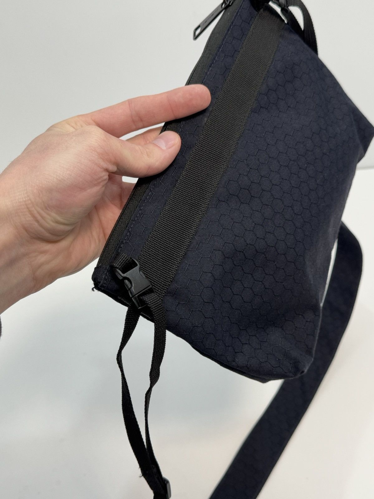 Other Carhartt Mini Bag Messenger Y2K style Leon Strap Size ONE SIZE - 7 Thumbnail
