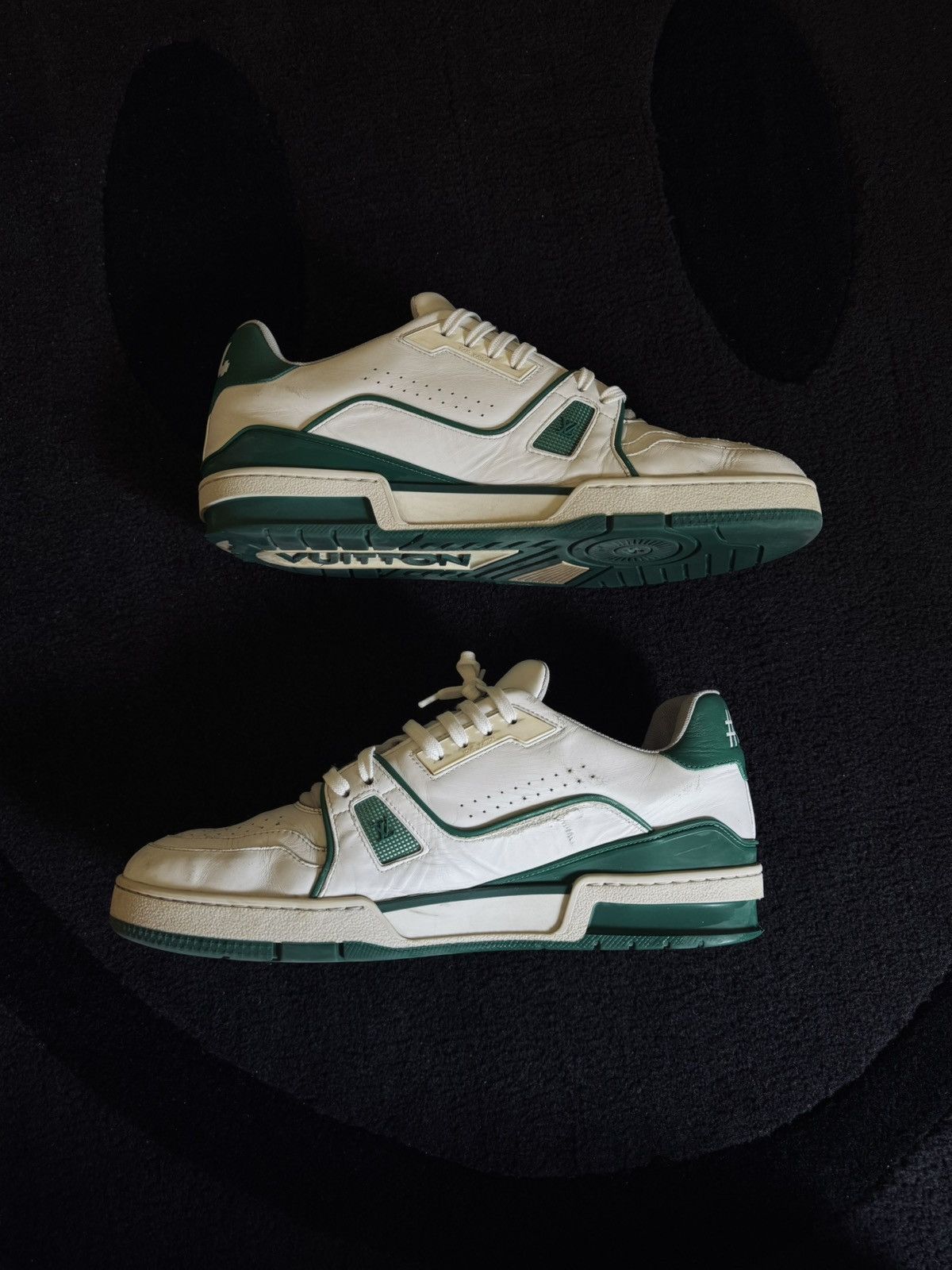 Louis Vuitton × Virgil Abloh RARE OG Virgil LV Trainer Green 10.5 Used Size US 10.5 / EU 43-44 - 4 Thumbnail