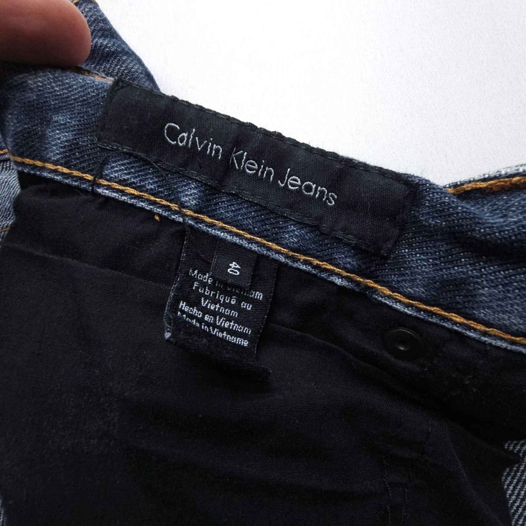 Calvin Klein VINTAGE Calvin Klein Slouchy Jeans Mens 40 x 31" Dark Distressed Worn-in Baggy Denim Jeans 90s American Size US 40 / EU 56 - 3 Thumbnail