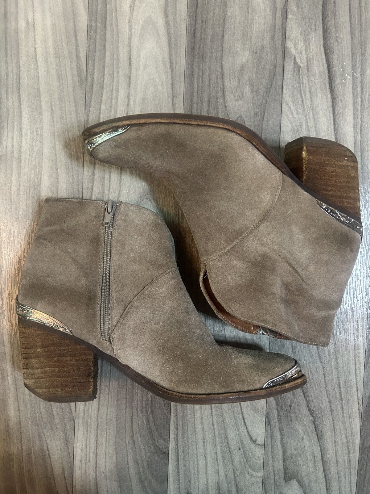 Jeffrey Campbell Jeffrey Campbell Suede Taupe Western Cahuenga Boots Women’s Size US 9 / IT 39 - 1 Thumbnail