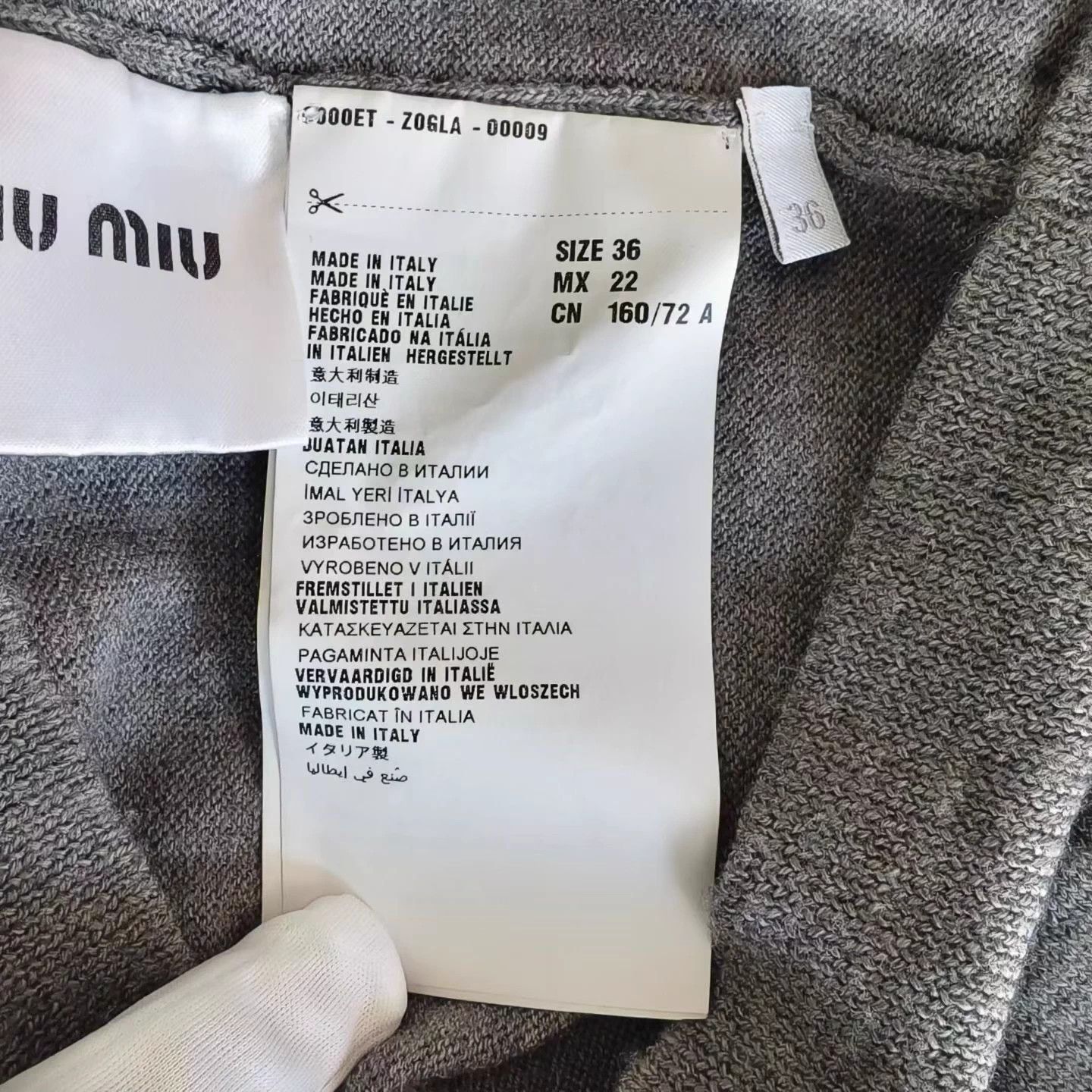 Miu Miu MIU MIU Star Crystal Buckle Cardigan 36 99 Size XS / US 0-2 / IT 36-38 - 4 Thumbnail