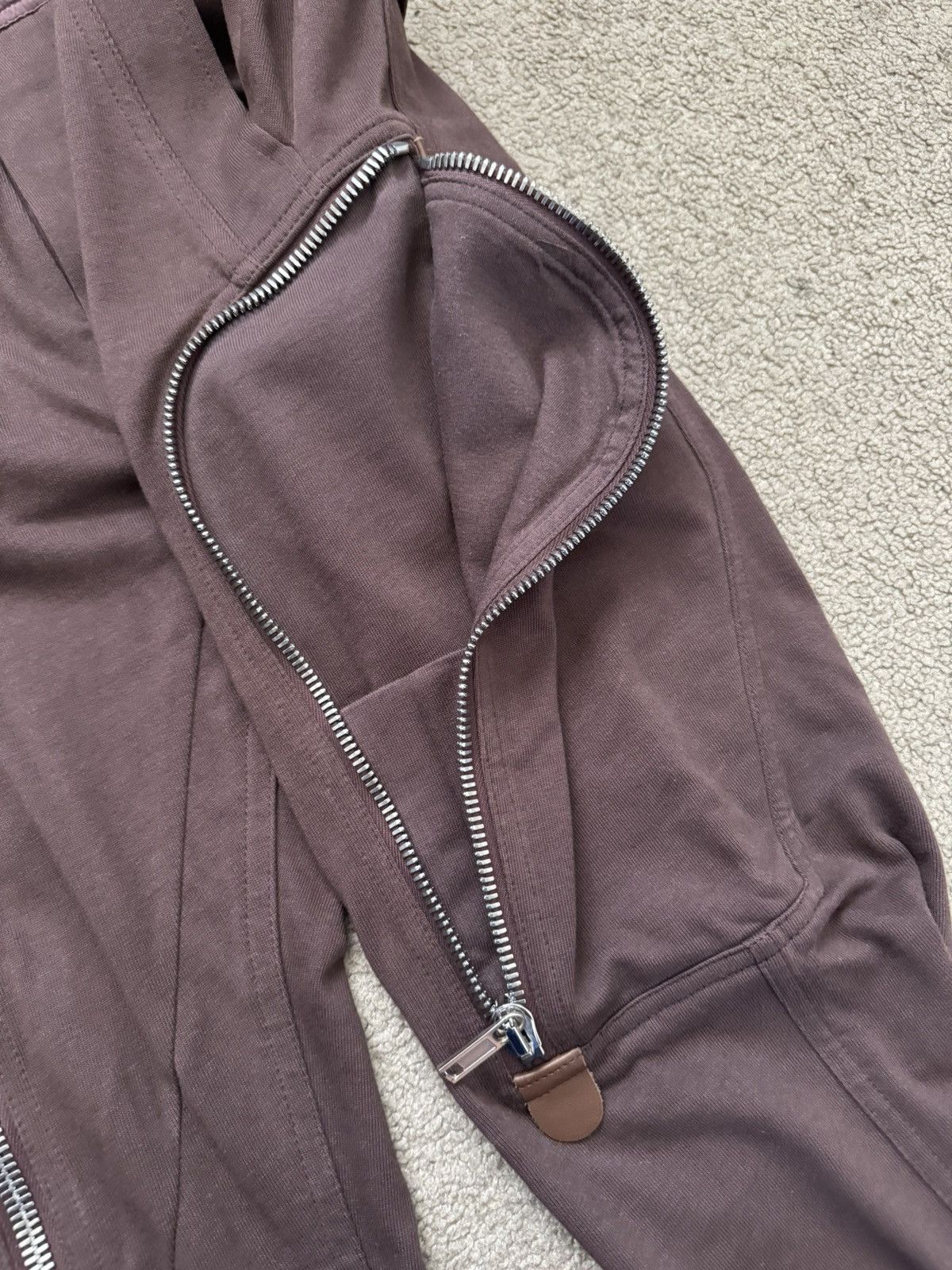 Rick Owens SS20 Rick Owens Mainline Blood Red Bauhaus Cargo Pants Size US 28 / EU 44 - 5 Thumbnail