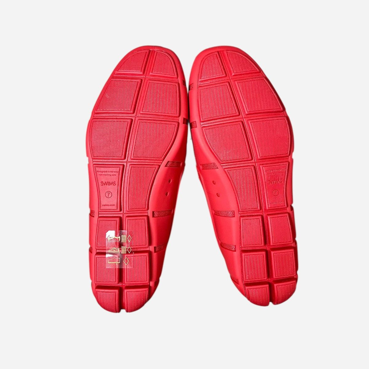 Swims Swims Unisex Wide Fit Riva Red Women’s sz 9 / Men’s Sz 7 Size US 9 / IT 39 - 7 Thumbnail