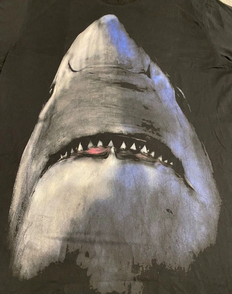 Givenchy Givenchy White shark round neck short-sleeved black Size US XXS / EU 40 - 2 Thumbnail