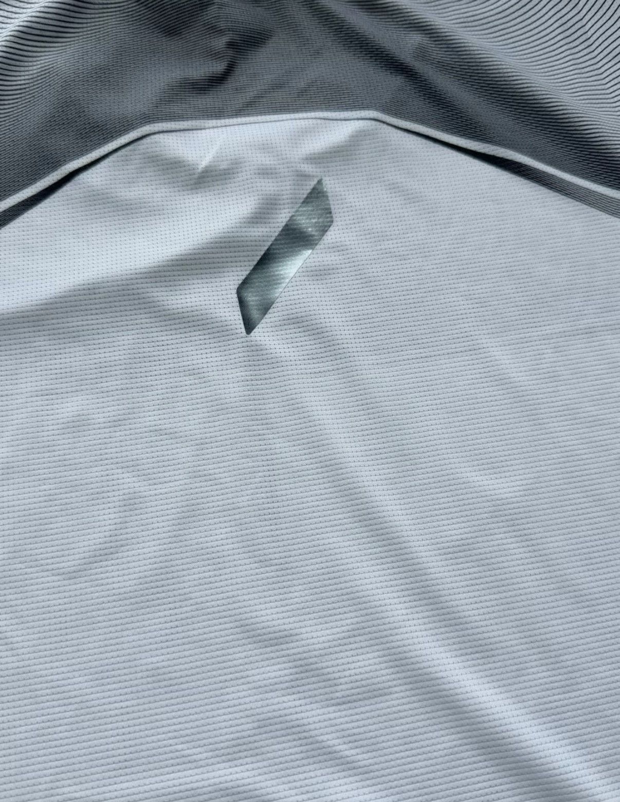 SOAR Running SOAR X RUN Professional Racing Running Short Sleeve Tee J44 Size US L / EU 52-54 / 3 - 5 Thumbnail