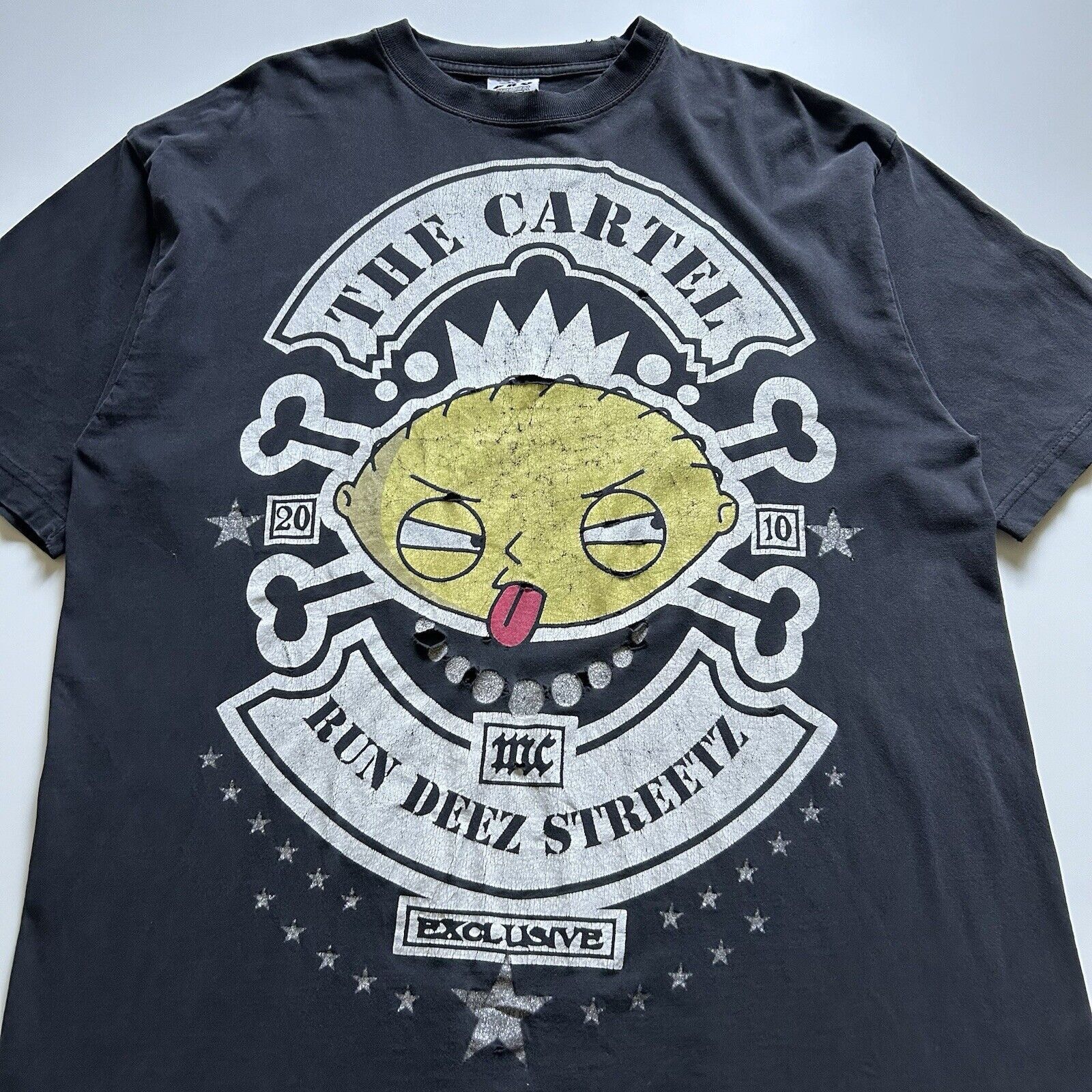 Vintage Vintage Y2K Stewie Griffin Family Guy T Shirt 2XL Faded Rare Size US XXL / EU 58 / 5 - 2 Thumbnail