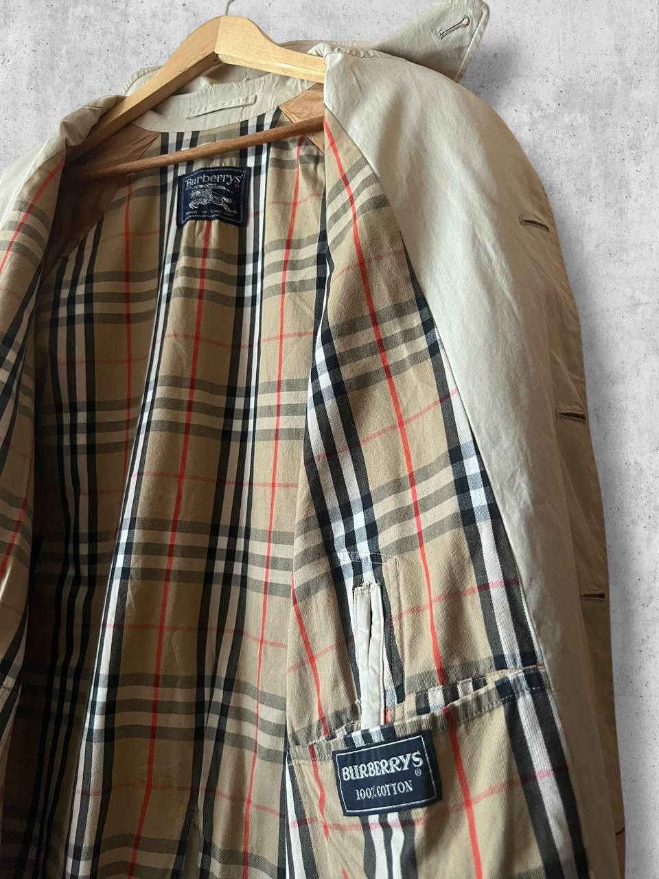 Burberry Burberry’s NOVA CHECK Vintage Trench jacket beige Size US S / EU 44-46 / 1 - 7 Thumbnail