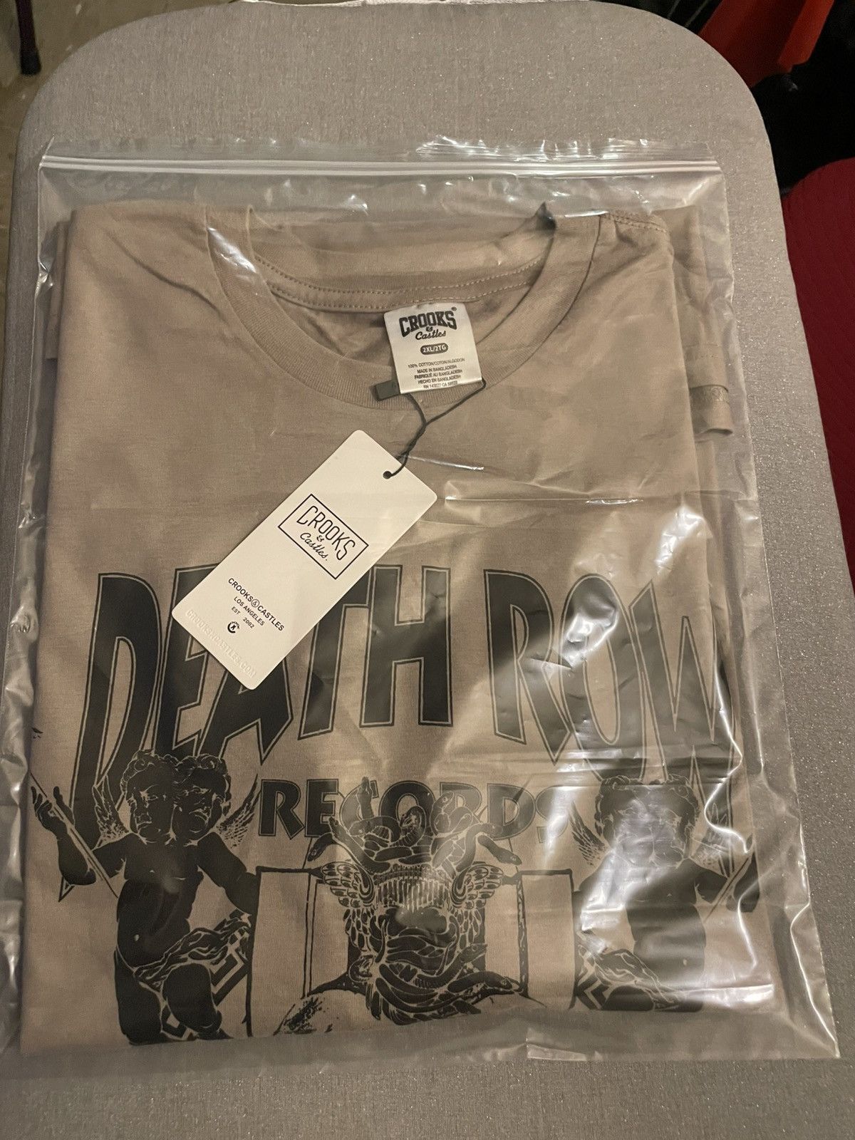 Crooks & Castles Death row tee Size US XXL / EU 58 / 5 - 1 Thumbnail