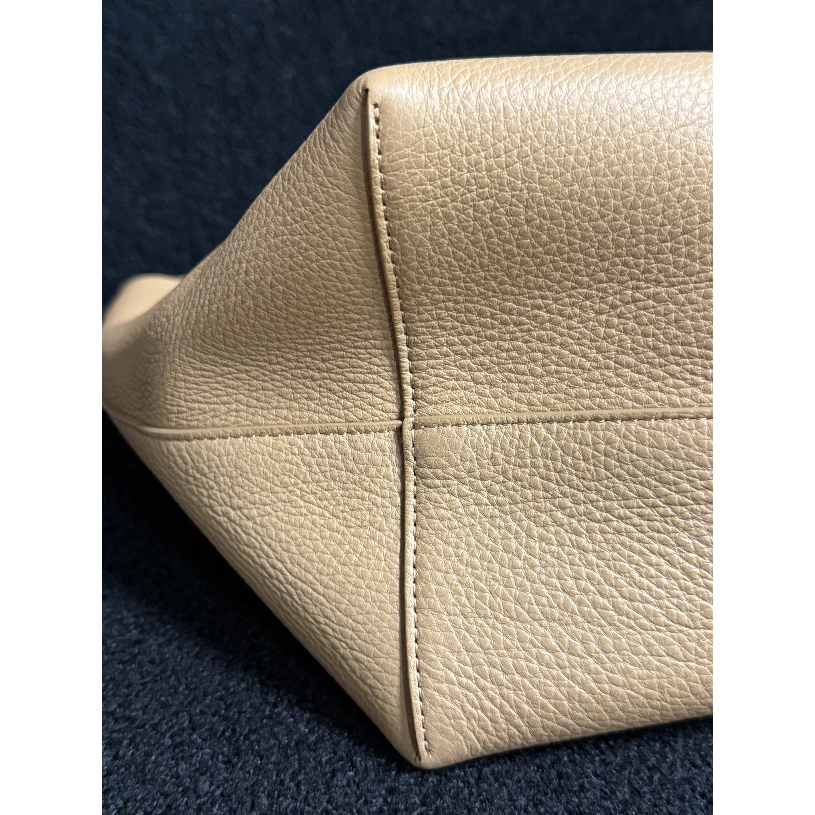 The Row The Row Beige Leather Bucket Bag Made In Italy With Suede In Size ONE SIZE - 10 Thumbnail