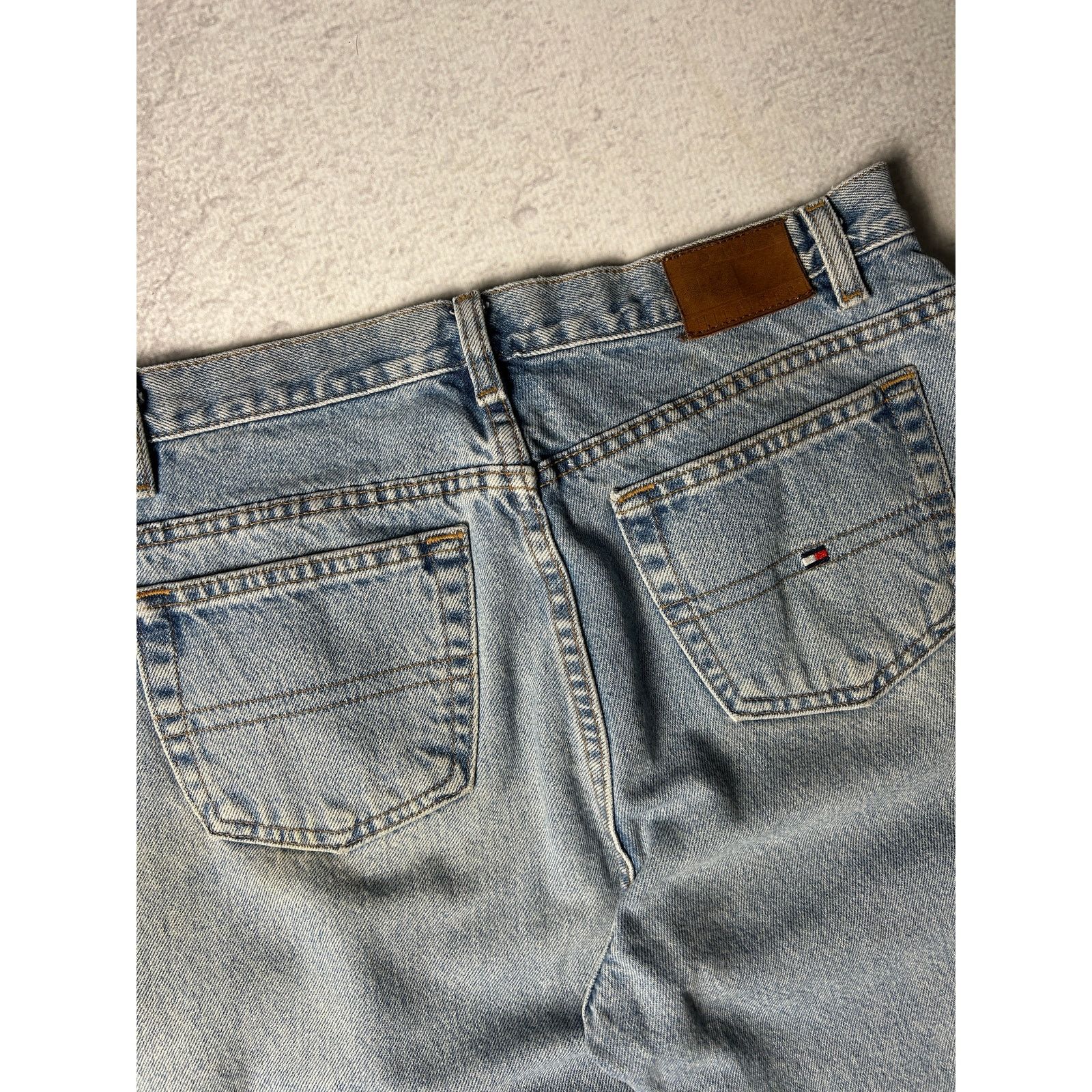 Tommy Hilfiger Vintage 00s Tommy Hilfiger Blue Leg Jeans - Women's 32Wx28L Size 32" / US 10 / IT 46 - 3 Thumbnail