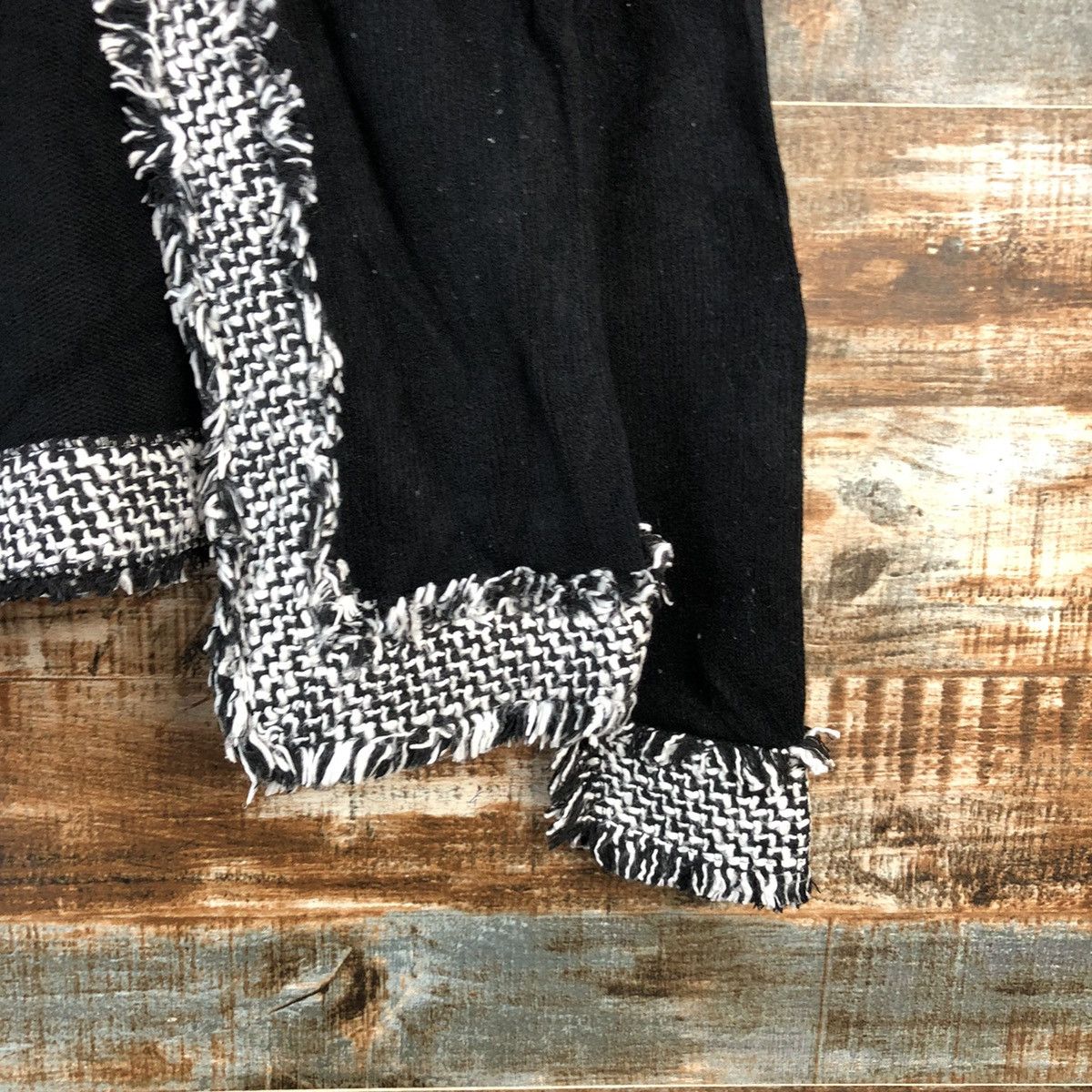 DL Coup De Poing Black Cardigan Knitwear #C578