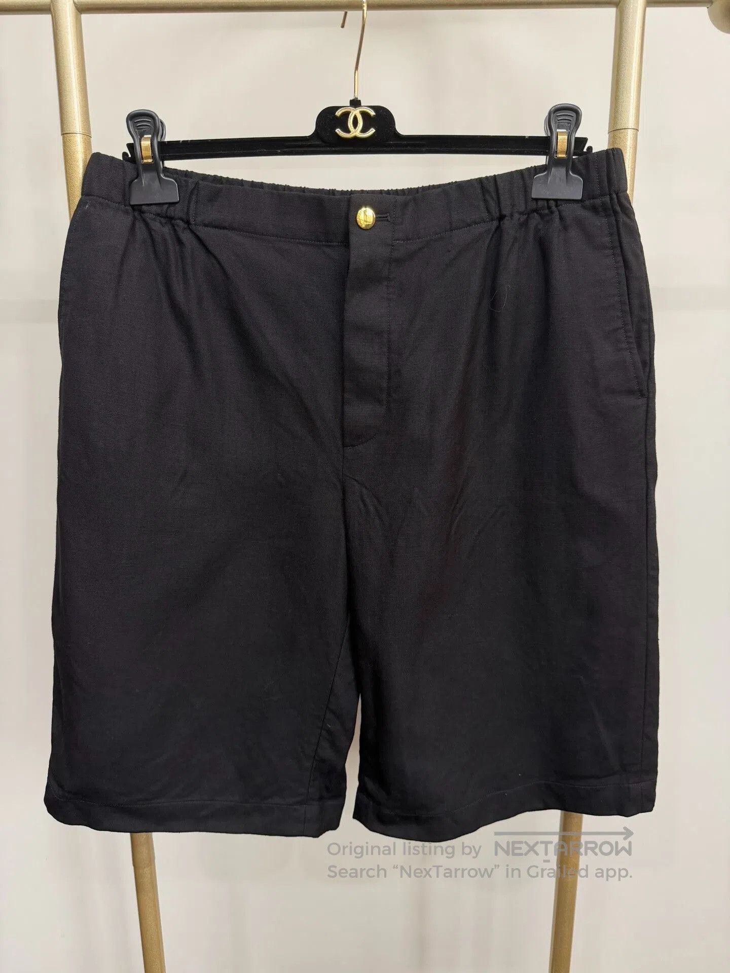 Gucci Gucci Embroidered Logo Casual Shorts Size 48. Size US 32 / EU 48 - 1 Thumbnail