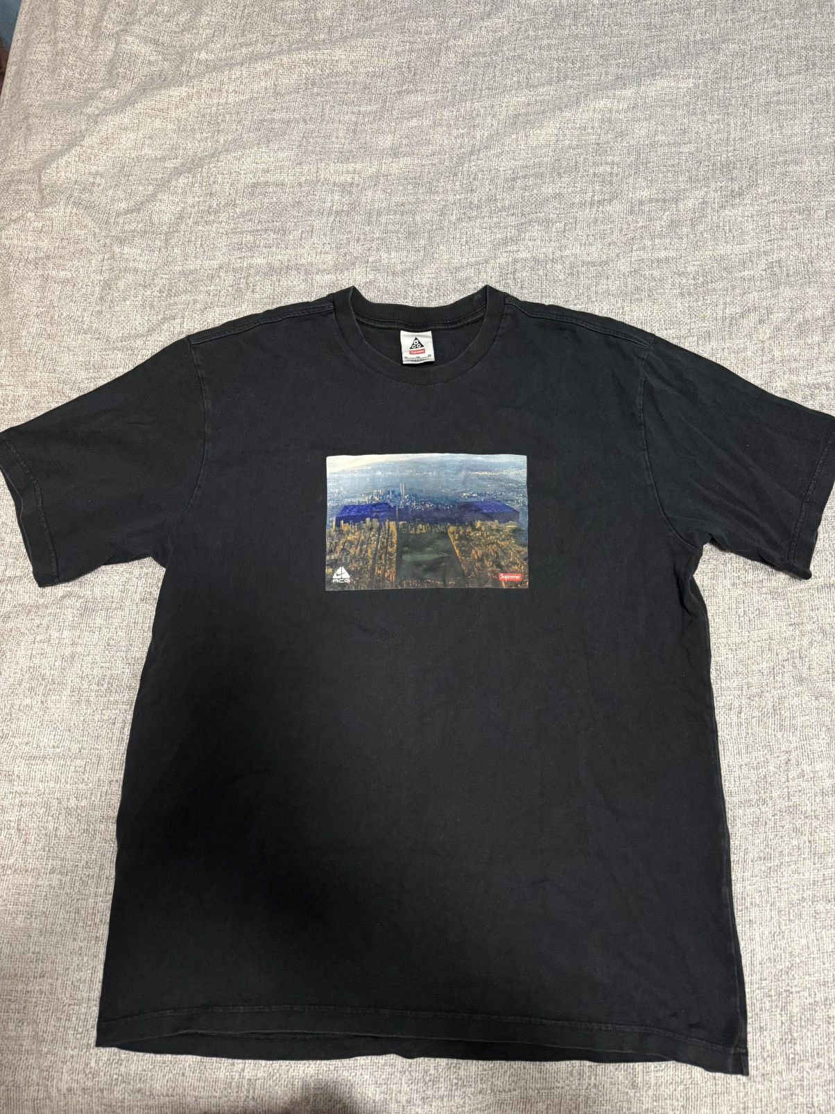 Nike ACG × Supreme Supreme nike acg tee T-shirt Size US XL / EU 56 / 4 - 1 Thumbnail