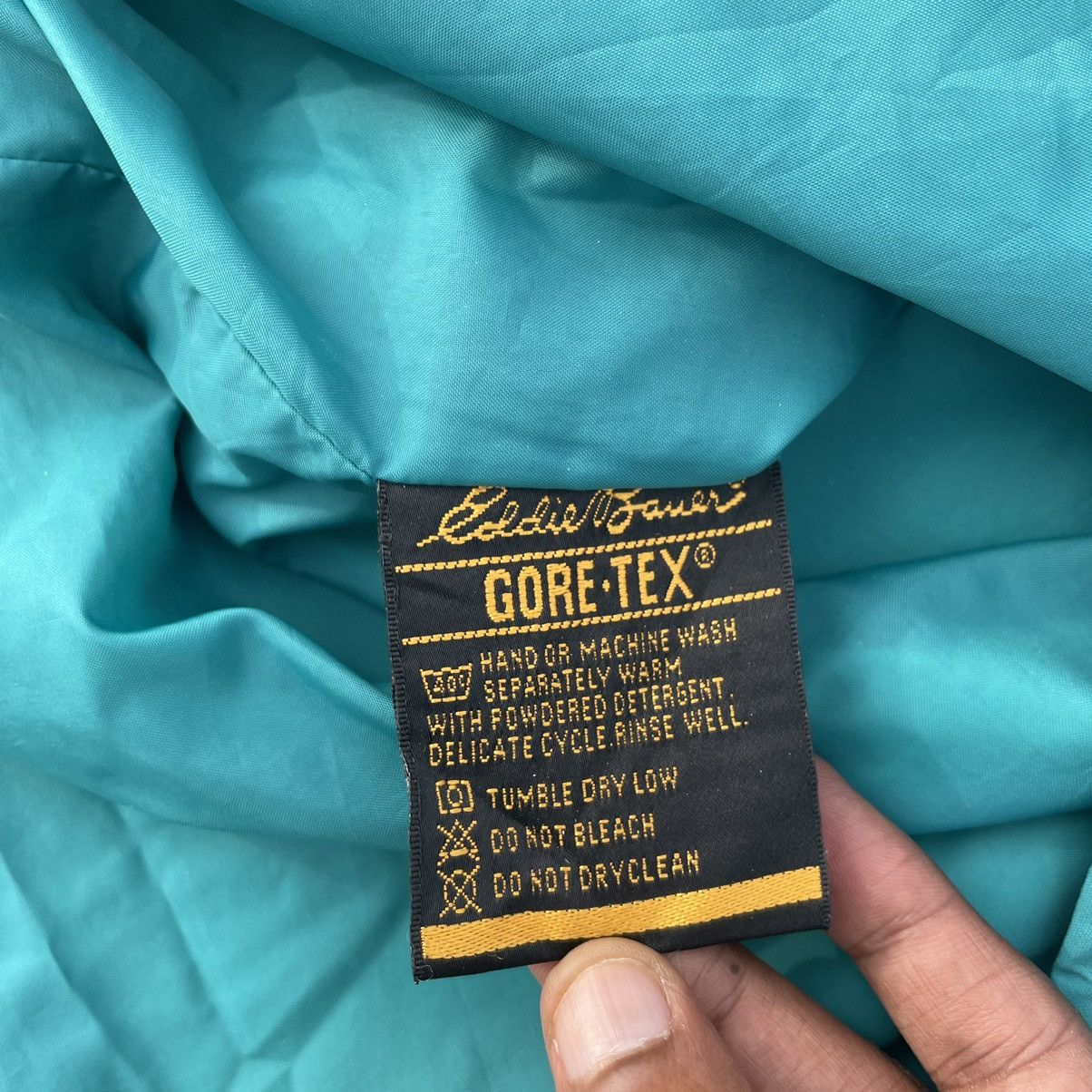 Eddie Bauer EDDIE BAUER VINTAGE GORE-TEX JACKET Size US M / EU 48-50 / 2 - 4 Thumbnail