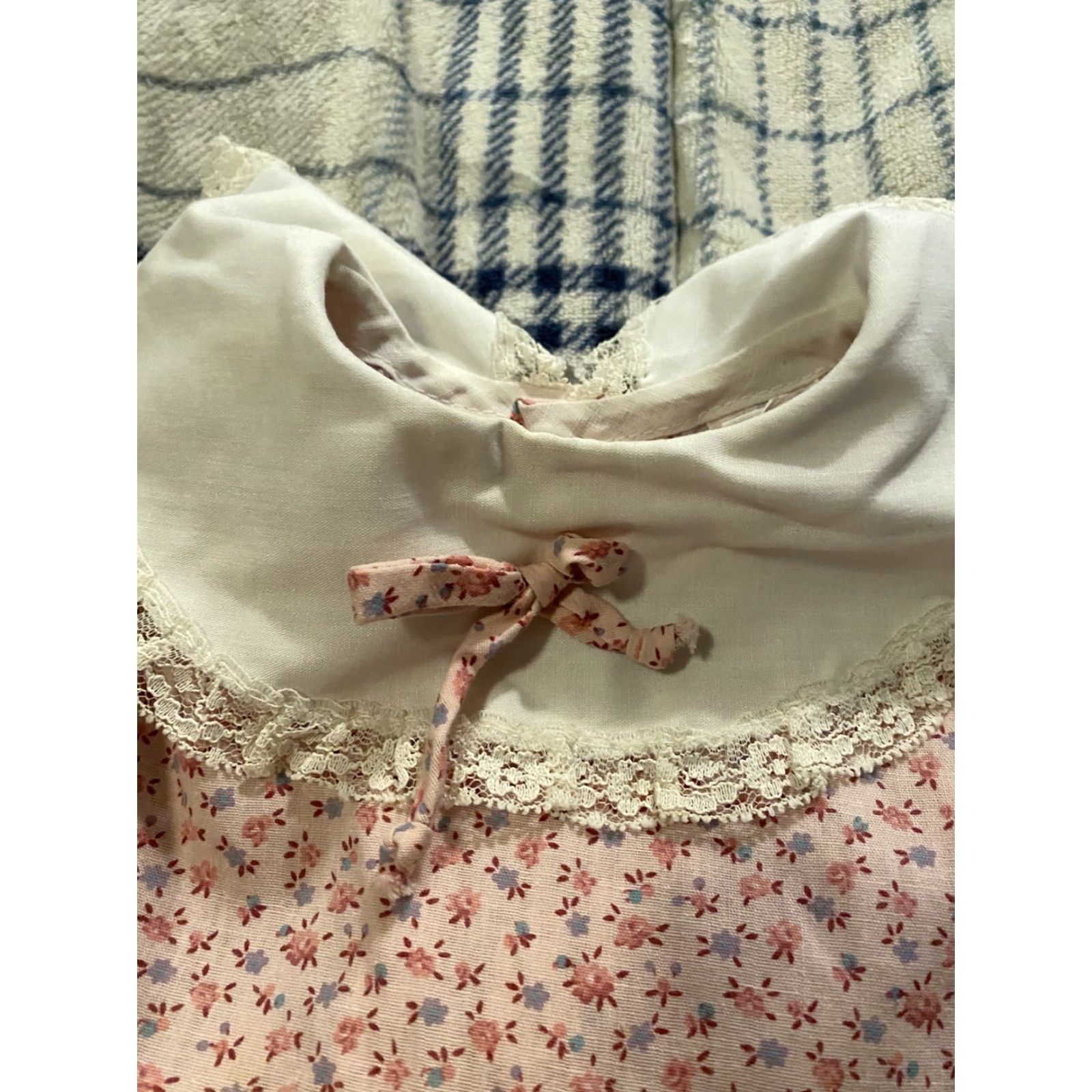 Sears VINTAGE Sears Pioneer Farm Dress Little Girls Floral & Lace Size L 24 Month Pink 1970s Size ONE SIZE - 6 Thumbnail
