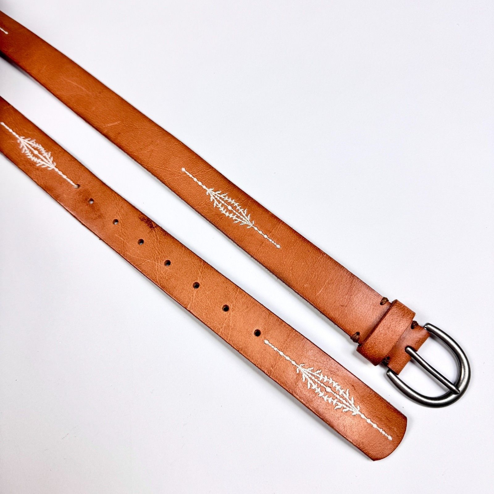 Vintage Vintage Womens Leather Belt Boho Brown Embroidered Arrows Size ONE SIZE - 2 Thumbnail