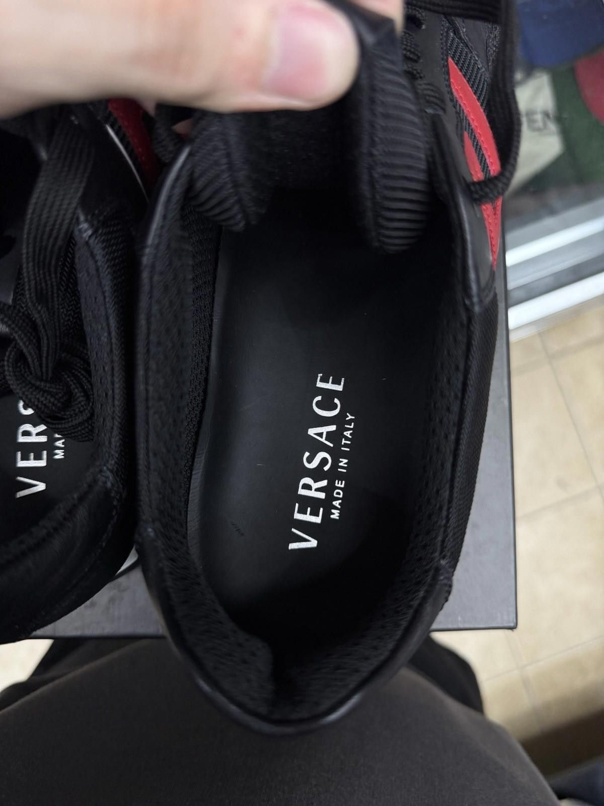 Versace Size 44EU/11US - Versace Sports Shoes Men’s Quick Shipping Size US 11 / EU 44 - 4 Thumbnail