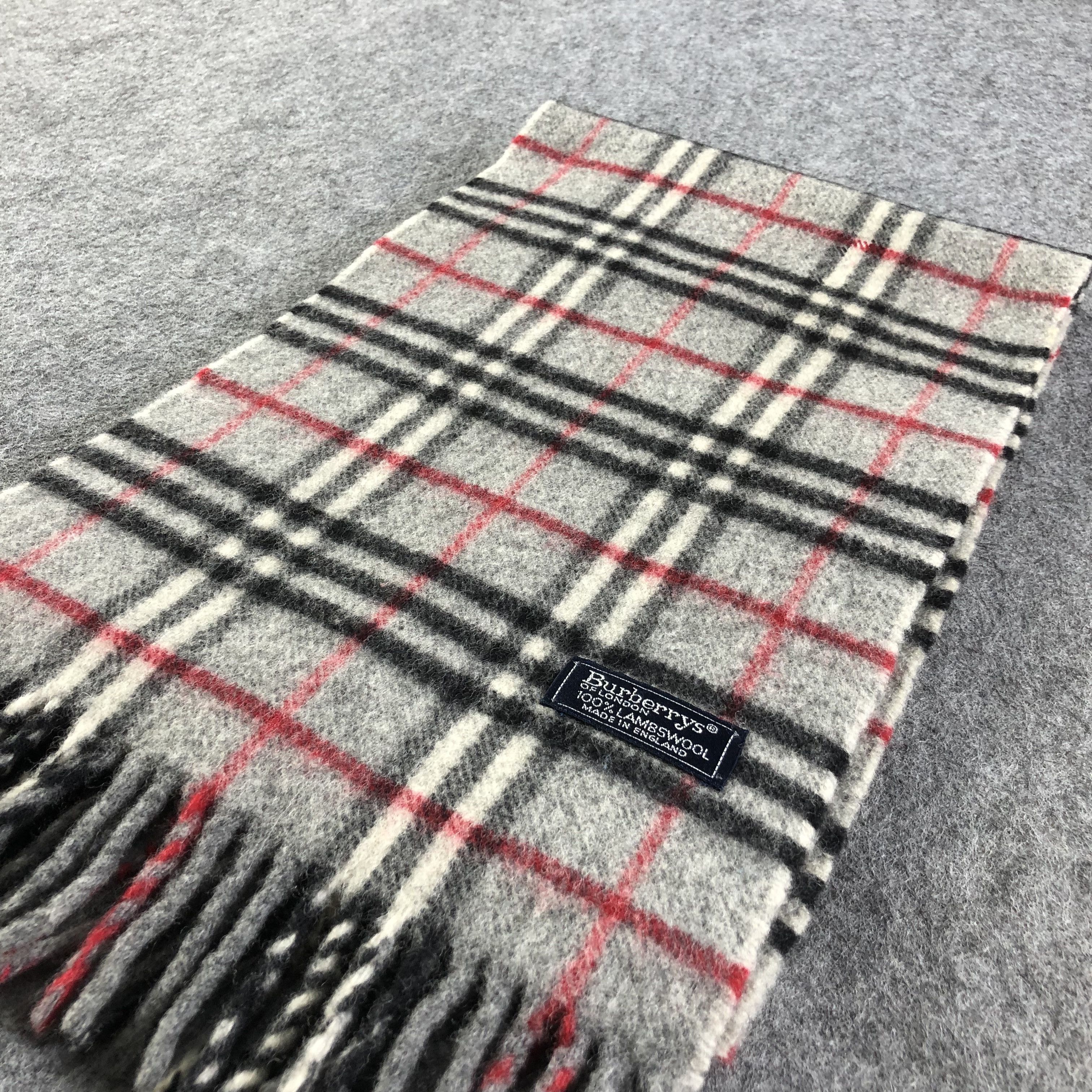 Burberry Burberrys Grey Nova Check Wool Scarf Muffler V1620 Size ONE SIZE - 3 Thumbnail