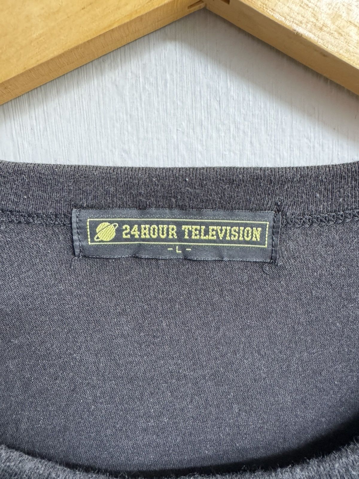 Japanese Brand VINTAGE 24 HOUR TELEVISION MOON EYE MOTIF BLACK T SHIRT Size US L / EU 52-54 / 3 - 5 Thumbnail