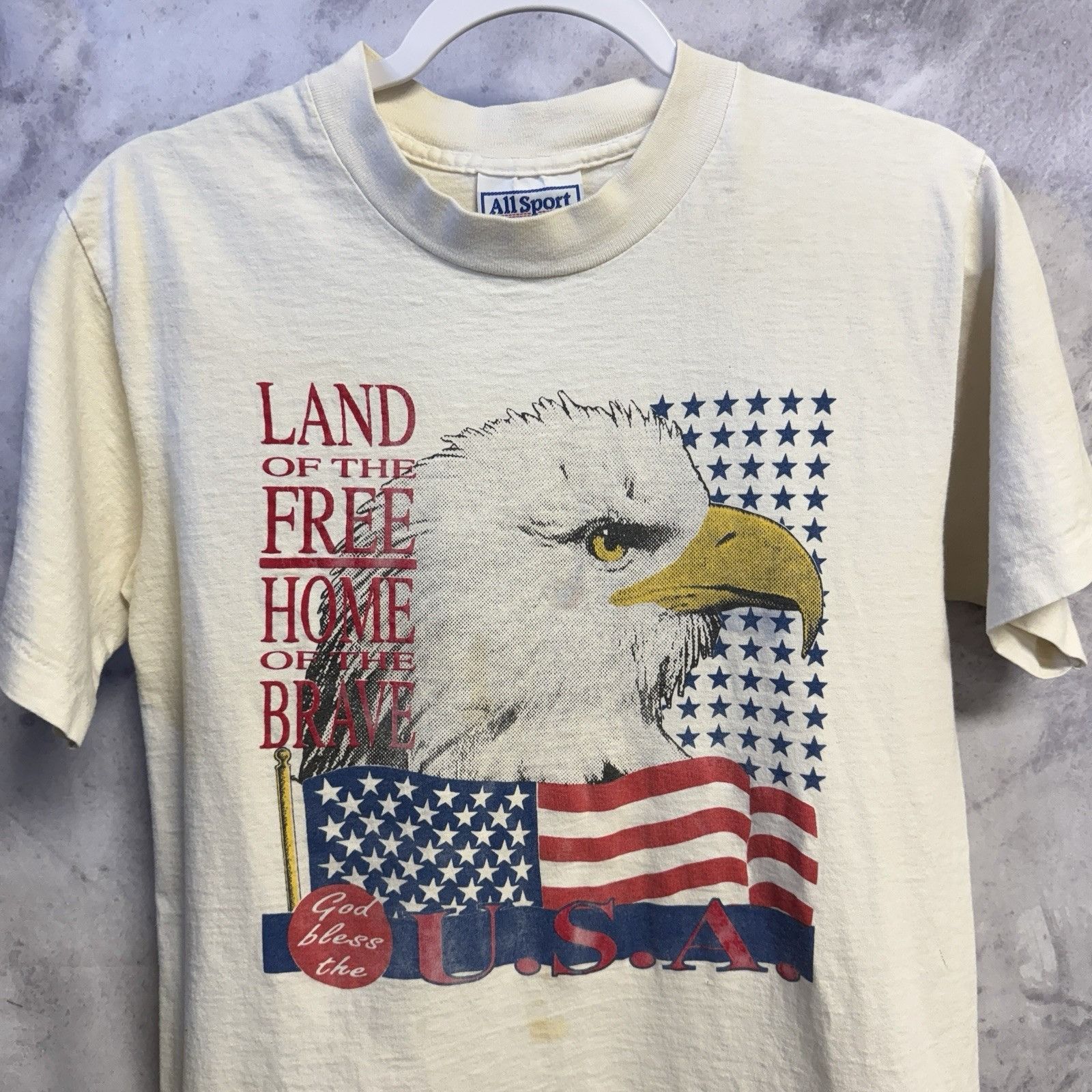Vintage Vintage American Flag Blad Eagle T Shirt Mens M 18x27.5 USA Size US M / EU 48-50 / 2 - 1 Thumbnail
