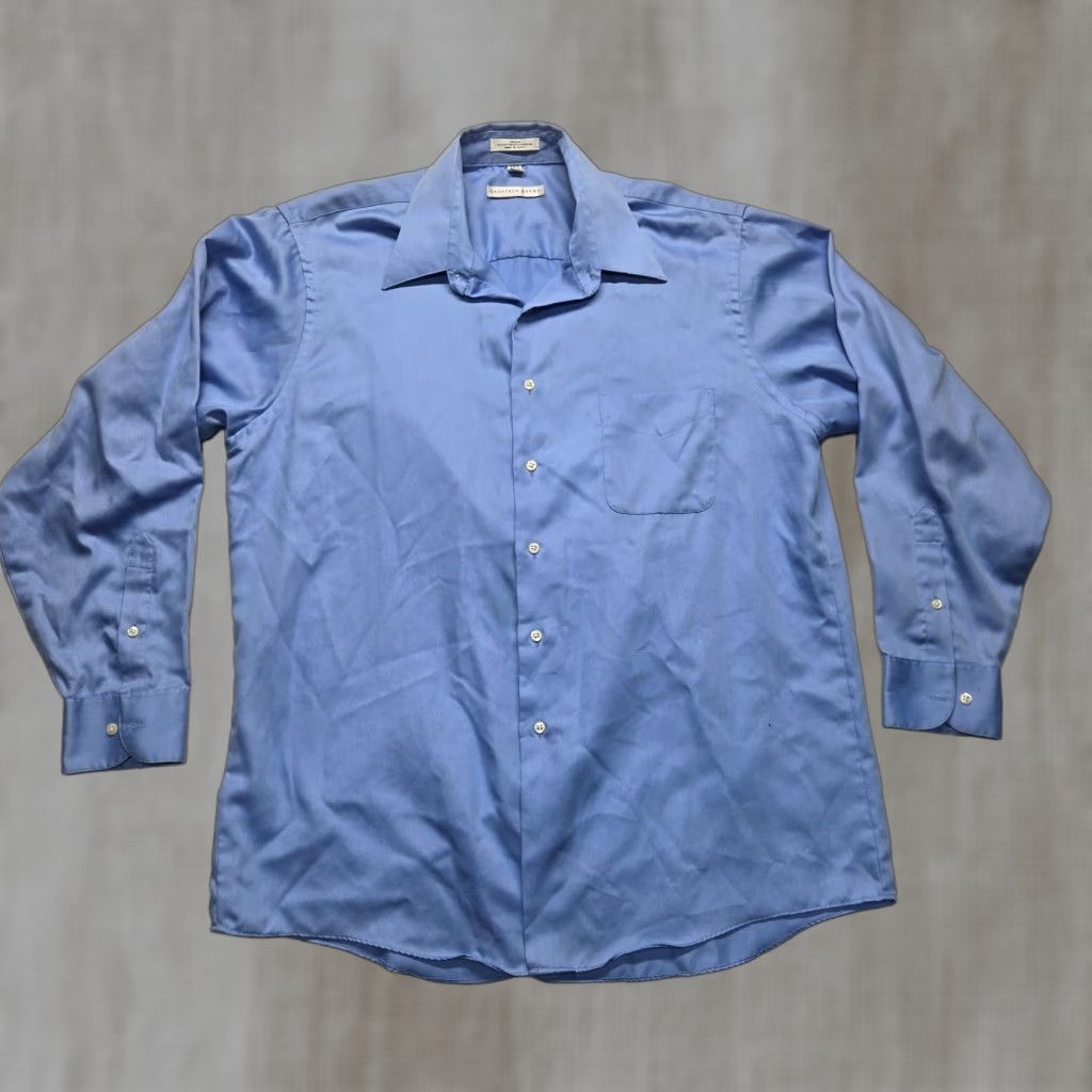 Geoffrey Beene VINTAGE Geoffrey Beene Dress Shirt Men XL Blue Solid 17 34/35 Business Casual Size 46R - 1 Thumbnail