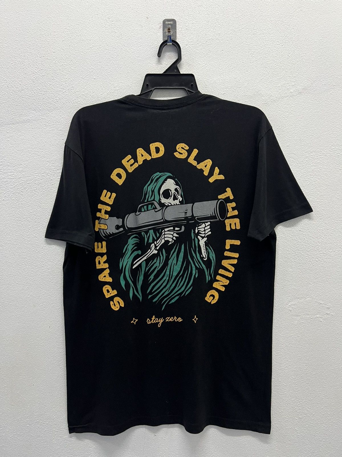 Vintage VINTAGE ZERO FOXTROT SPARE THE DEAD SLAY THE LIVING SHIRT Size US M / EU 48-50 / 2 - 1 Thumbnail