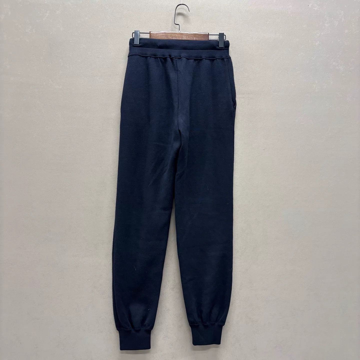 Louis Vuitton LOUIS VUITTON 98N LV Drawstring Cuffed Knit Sweatpants S Size 26" / US 2 / IT 38 - 2 Thumbnail