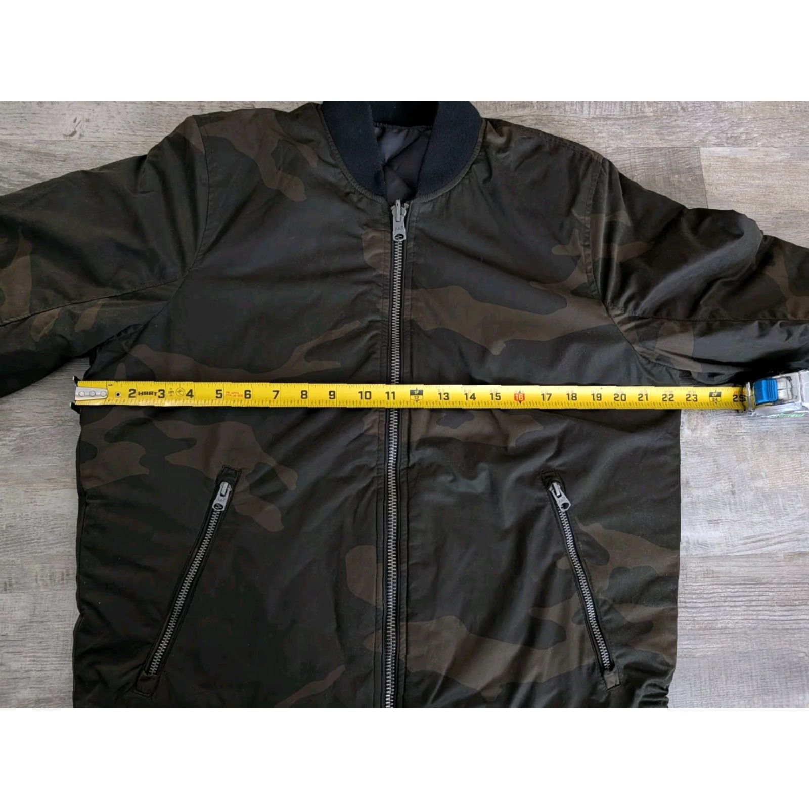 Abercrombie & Fitch Abercrombie & Fitch Baseball Bomber Camo Jacket Reversible Quilted Sz M Mens EUC Size US M / EU 48-50 / 2 - 7 Thumbnail