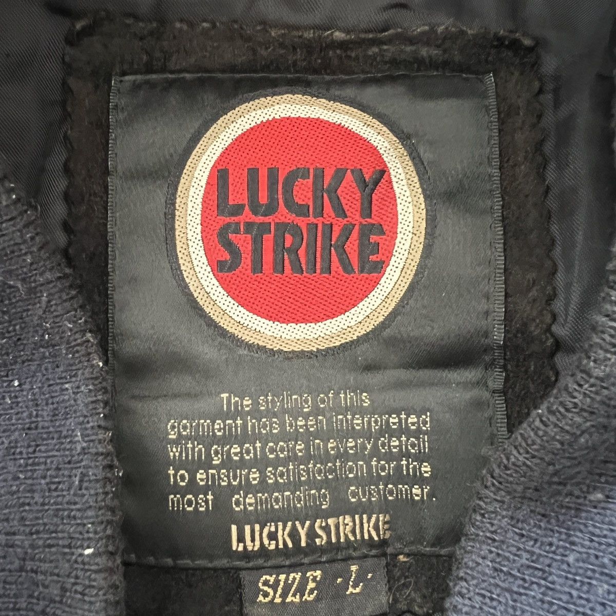 Sports Specialties 🔥 VINTAGE LUCKY STRIKE SUEDE COWHIDE BOMBER JACKET SIZE L Size US L / EU 52-54 / 3 - 12 Thumbnail