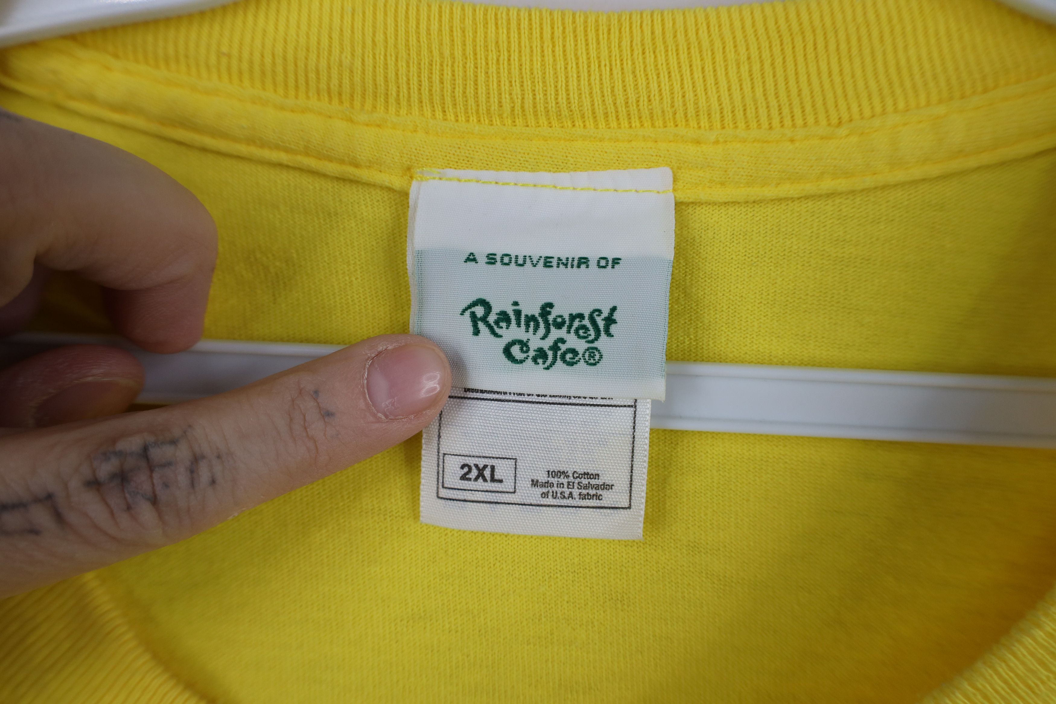 Vintage Vintage 90s Y2K Rainforest Cafe Spell Out Nature T-Shirt Size US XXL / EU 58 / 5 - 9 Thumbnail
