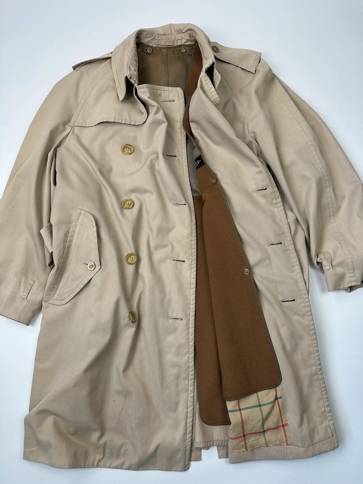 Burberry Burberrys 80’s Beige Trench Coat Jacket Double Breasted Size US L / EU 52-54 / 3 - 8 Thumbnail