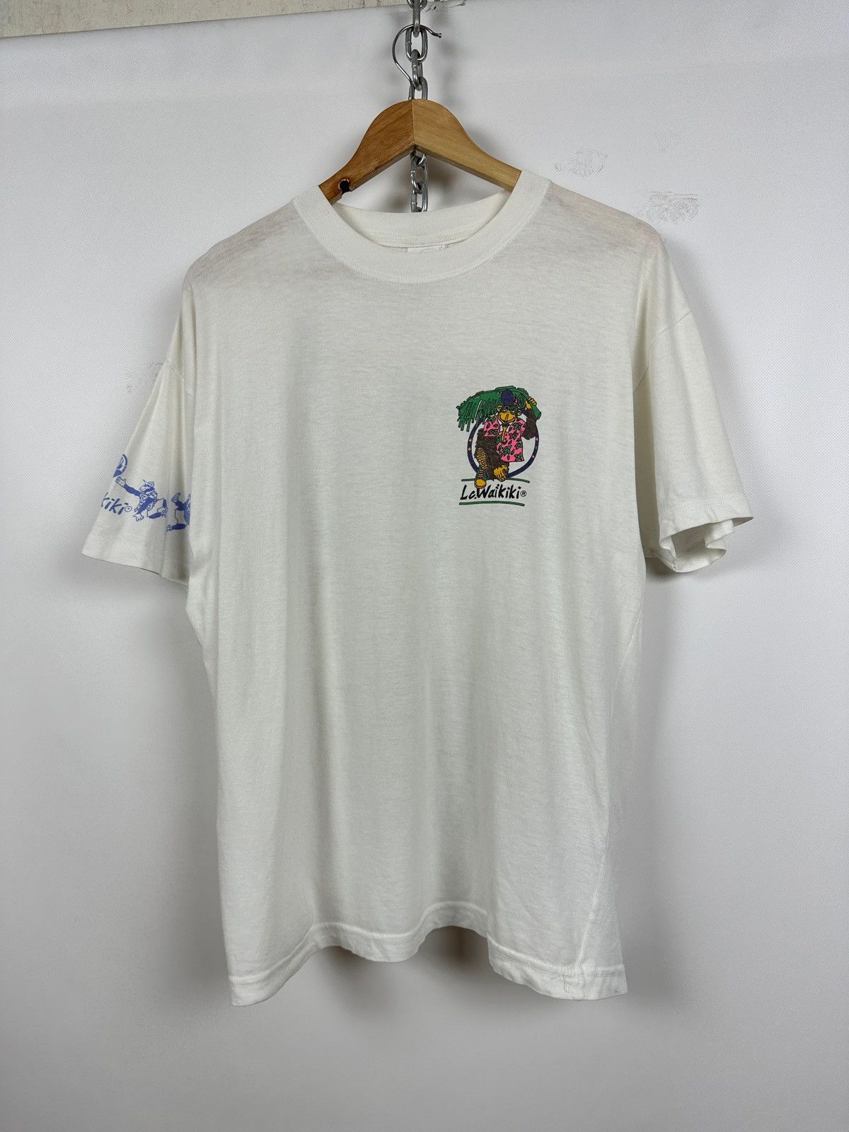 Hook-Ups Vintage LC Waikiki T-Shirt Size US XL / EU 56 / 4 - 6 Thumbnail