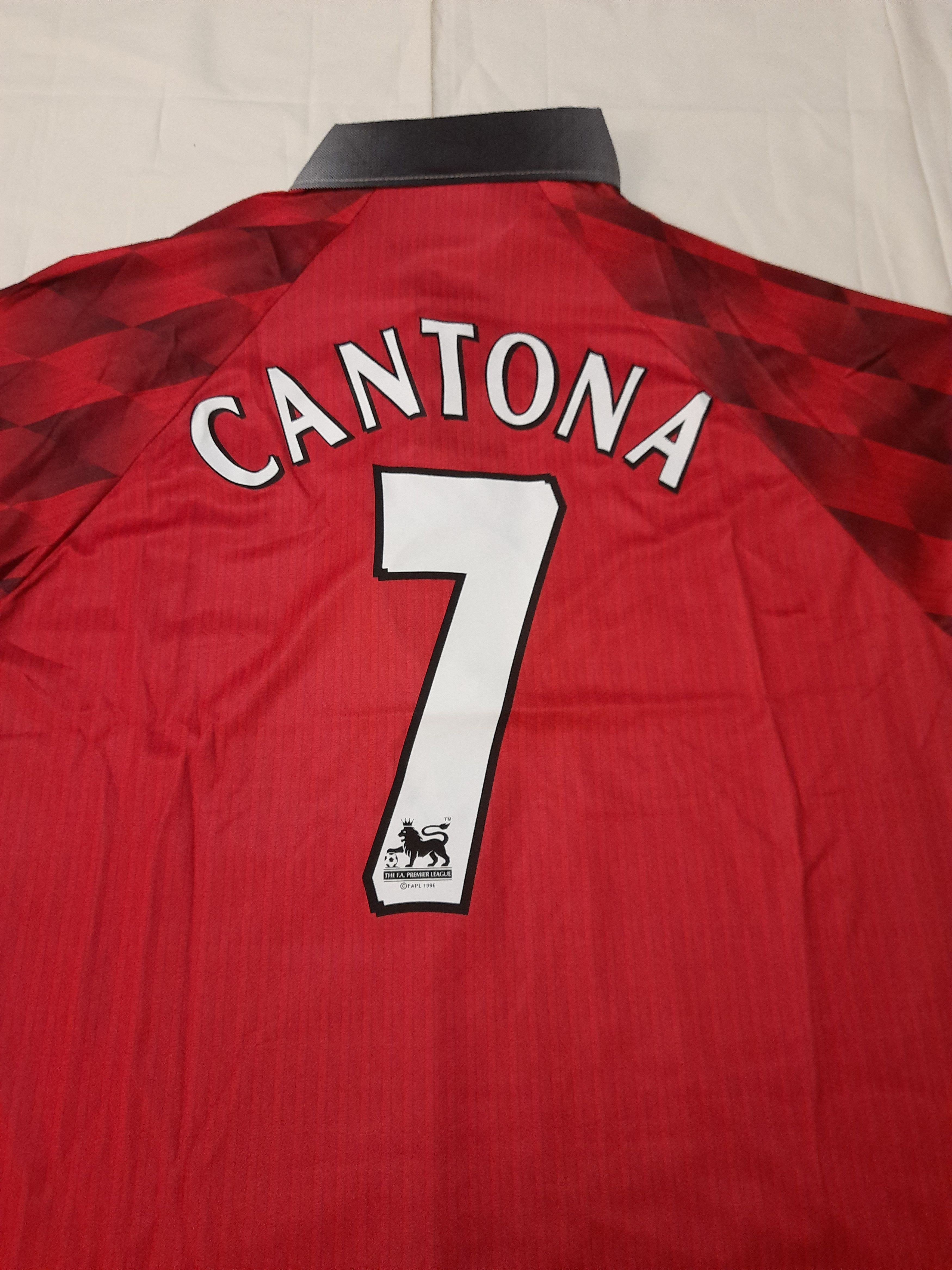 Sports Specialties Manchester United Cantona Football Soccer Umbro Size US L / EU 52-54 / 3 - 9 Thumbnail