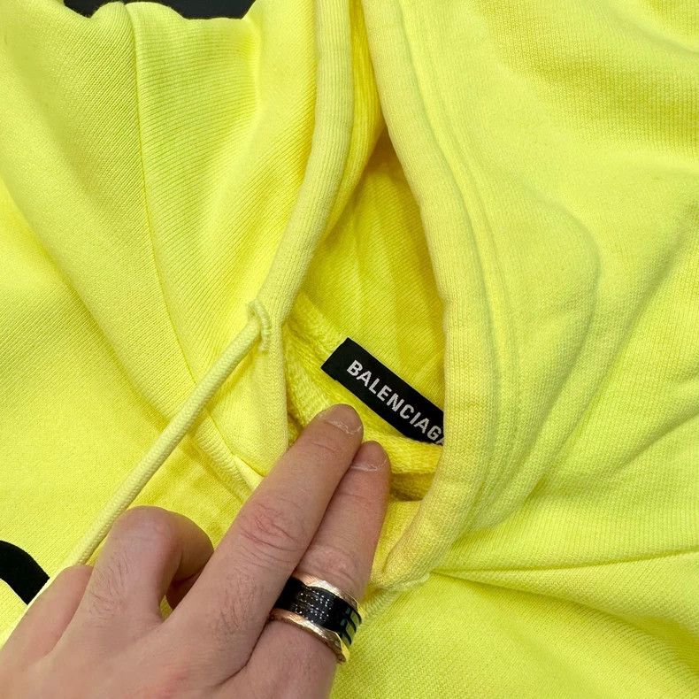 Balenciaga Balenciaga Neon Green Letter Hoodie Size US S / EU 44-46 / 1 - 4 Thumbnail