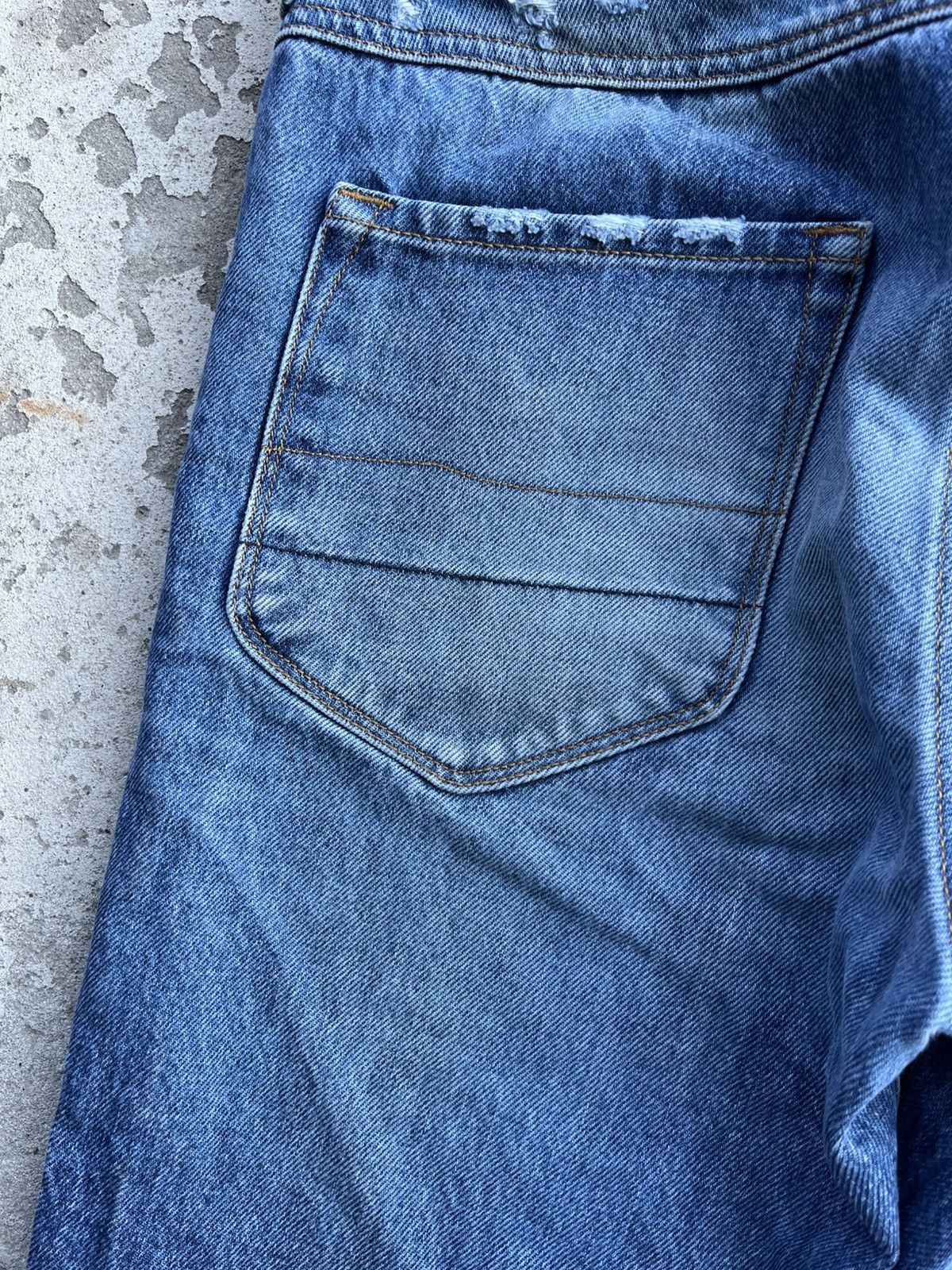 Vivienne Westwood Vivienne Westwood Rock N’ Roll Skinny Distressed Faded Jeans Size US 32 / EU 48 - 21 Thumbnail