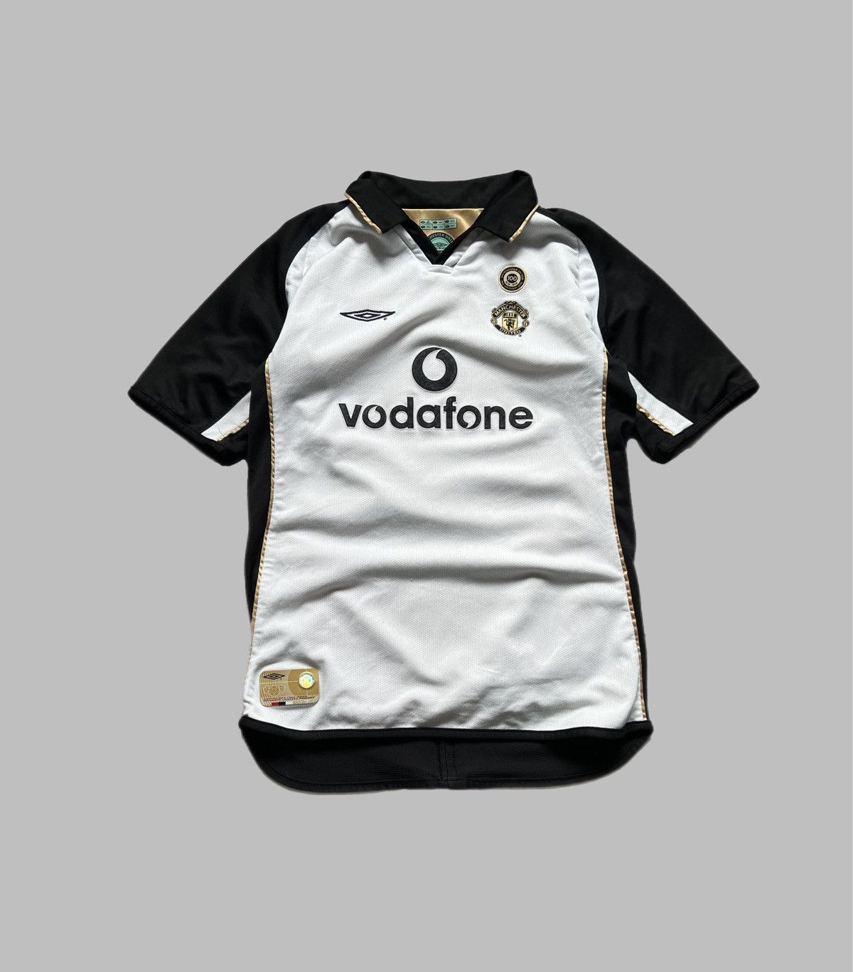 Away Kit Vodafone Man Utd Kit 2000-01 Manchester United Away Shirt (L) - Main Image