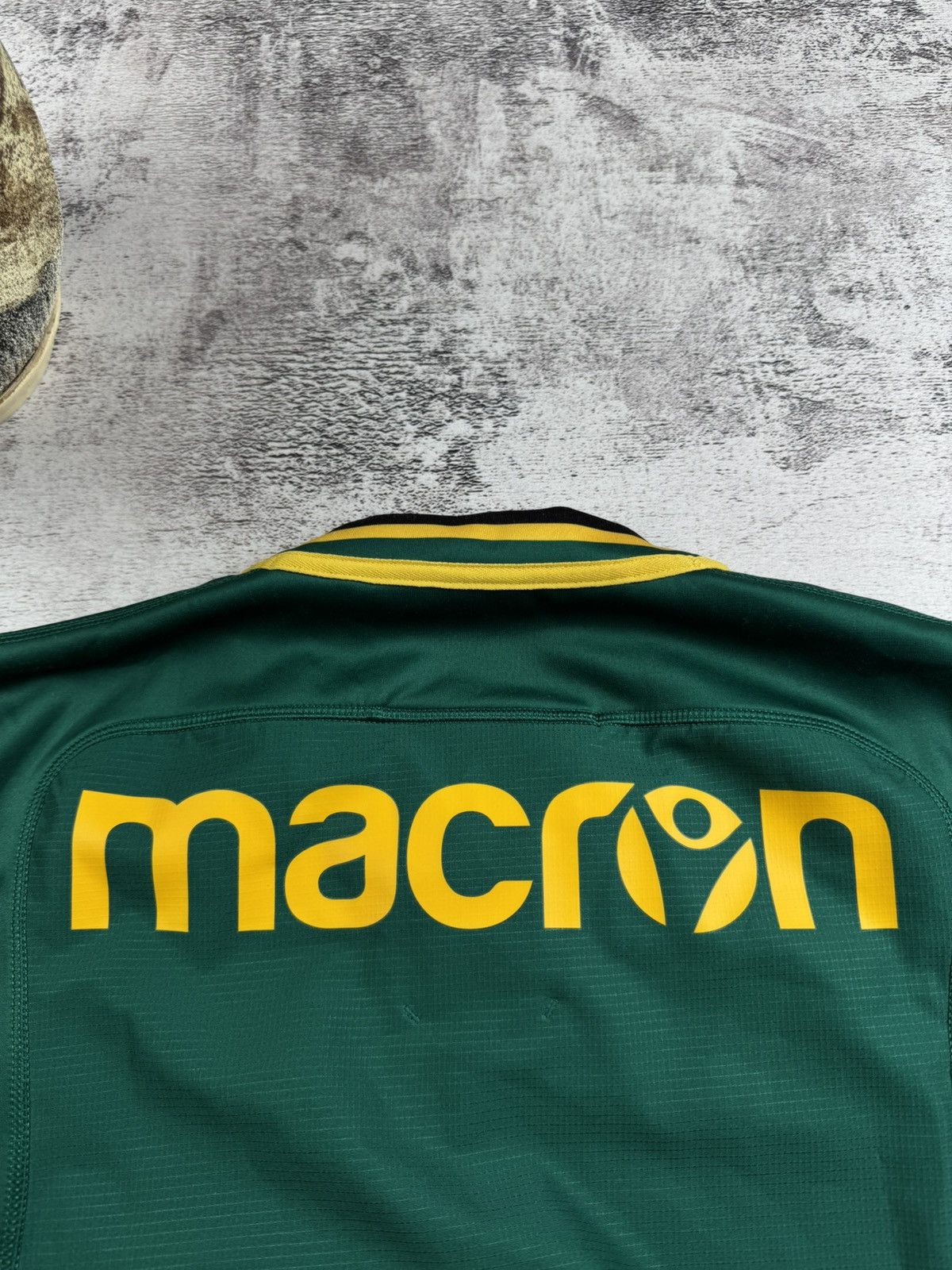 Macron Northampton Saints 2002 2003 Men’s Medium Macron Training Rugby T Shirt Jersey Size US M / EU 48-50 / 2 - 12 Thumbnail