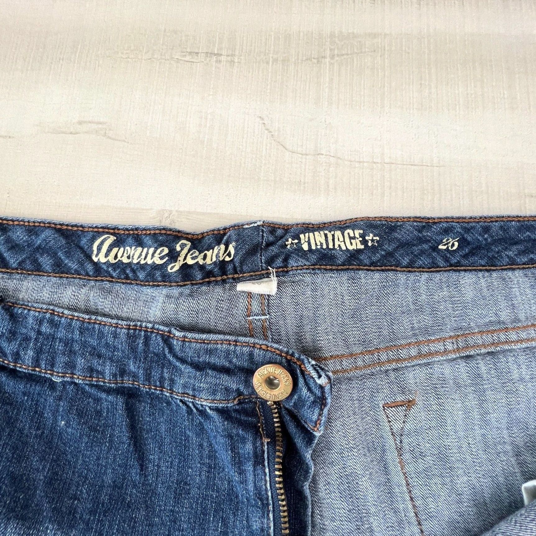 Avenue Avenue Jeans Womens Bootcut Jeans 26 Plus Blue Distressed Knee Denim Size 26" / US 2 / IT 38 - 4 Thumbnail
