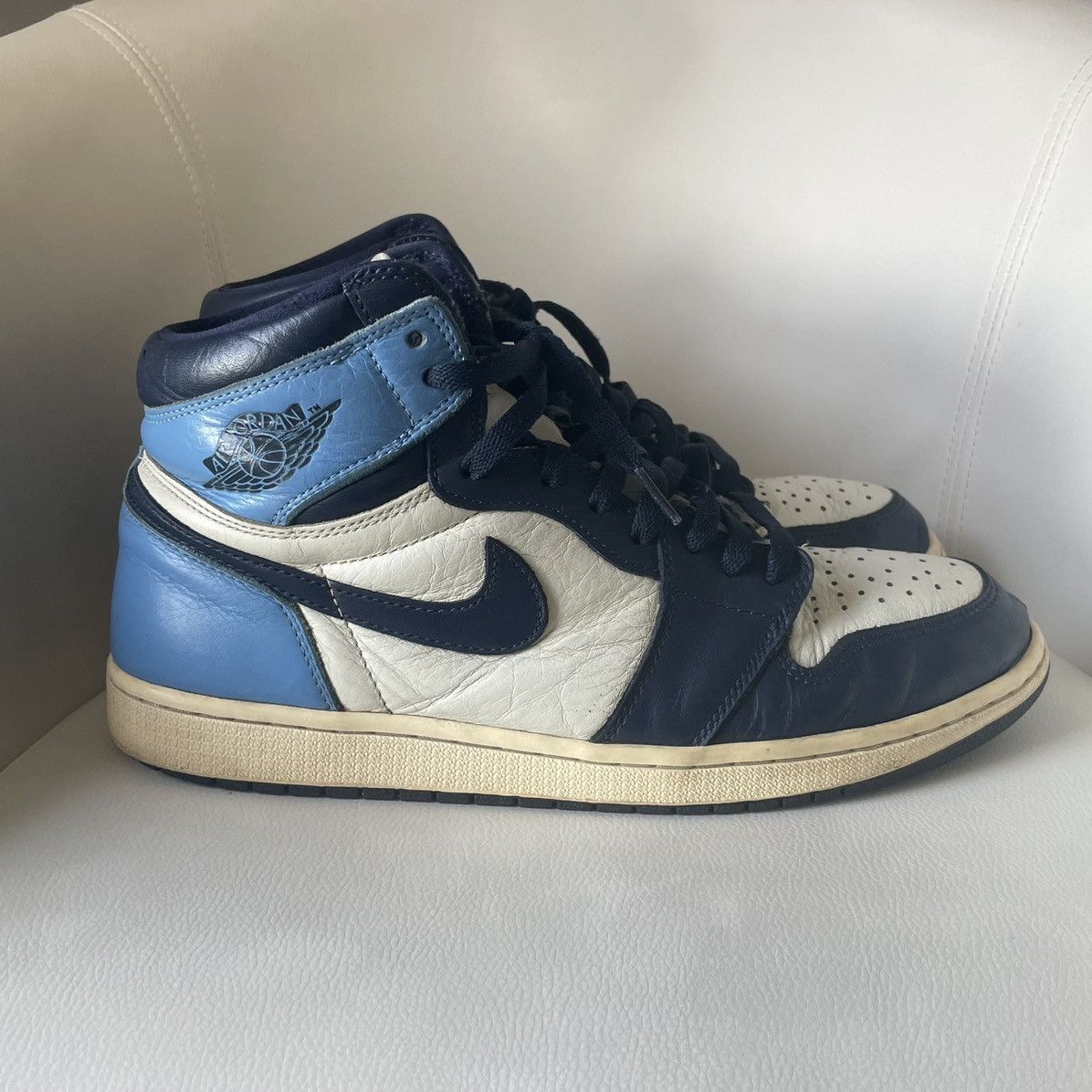 Jordan Brand Nike Air Jordan 1 High OG UNC Obsidian Size US 11.5 / EU 44-45 - 2 Thumbnail