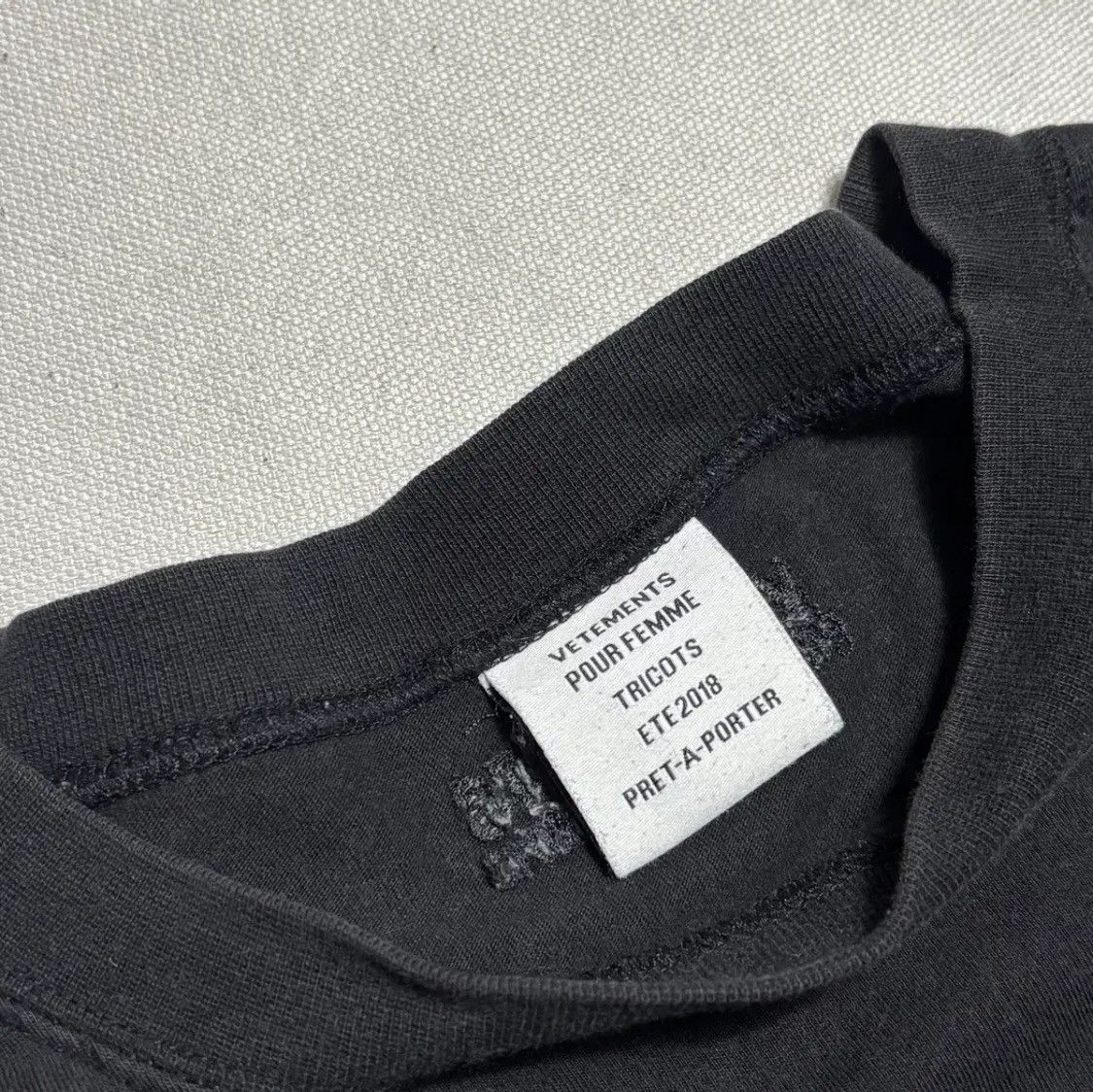 Vetements Vetements Capricorn T-Shirt Size US S / EU 44-46 / 1 - 4 Thumbnail