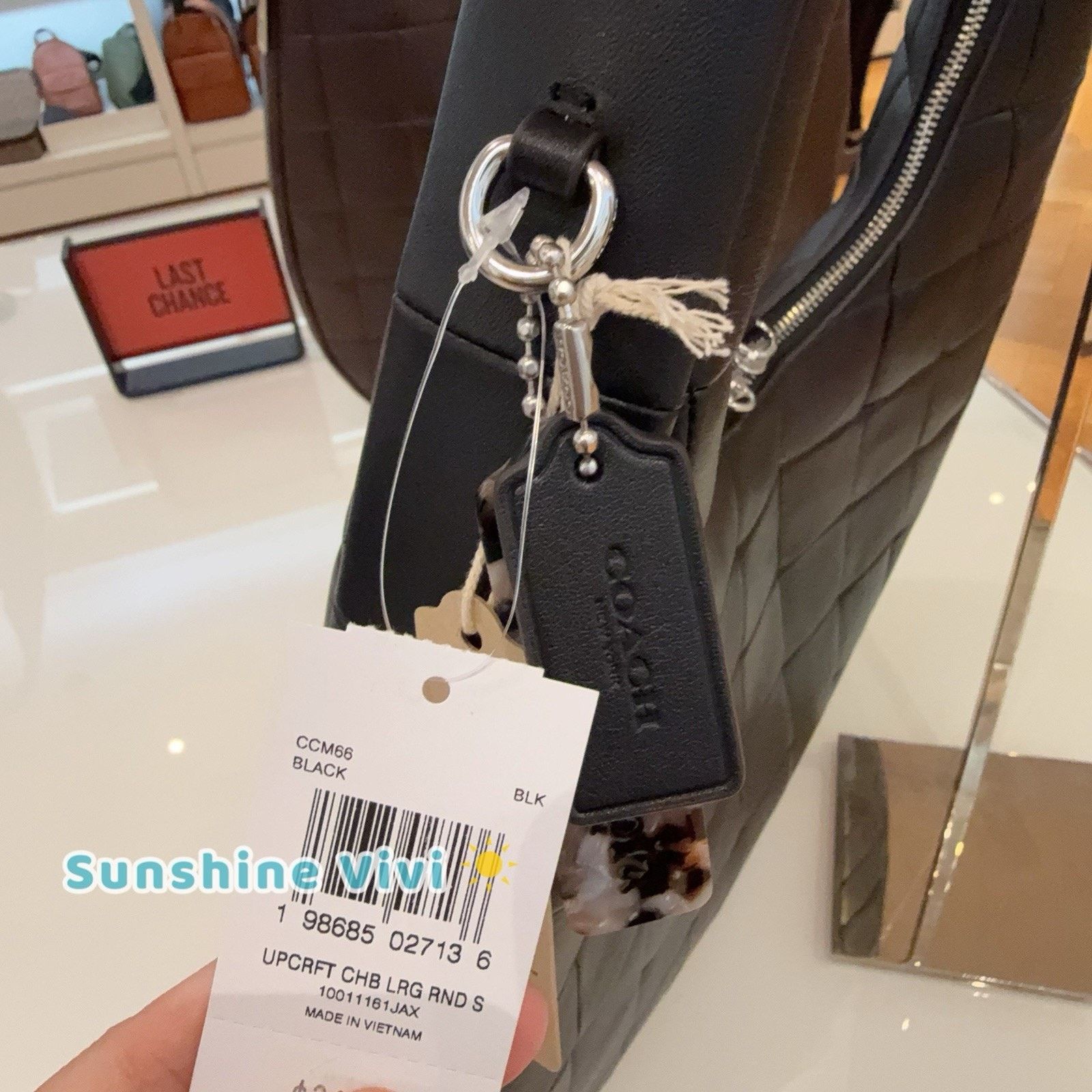 Coach NWT Coach Large Crescent Shoulder Bag Leather CCM66 black Size ONE SIZE - 4 Thumbnail