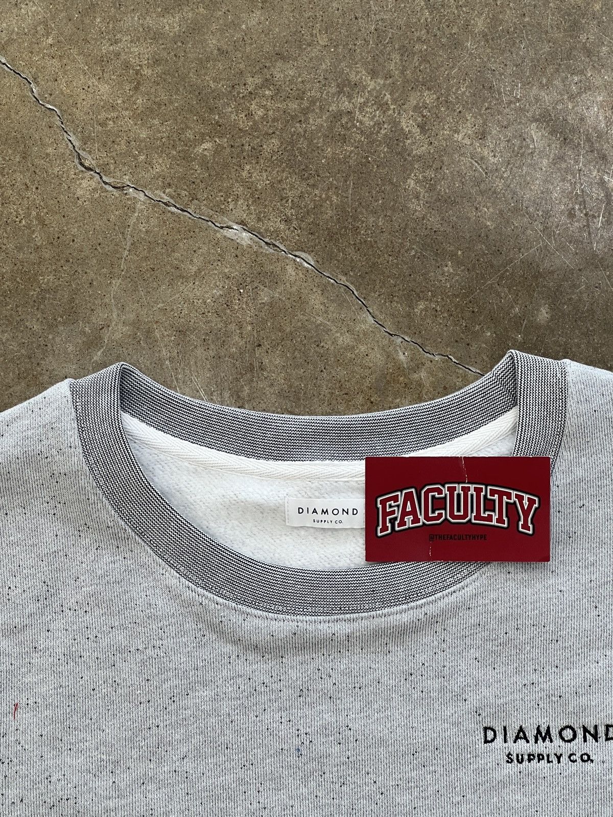 Diamond Supply Co. Diamond Supply Stone Cut Scallop Pullover Salt Medium Size US M / EU 48-50 / 2 - 3 Thumbnail