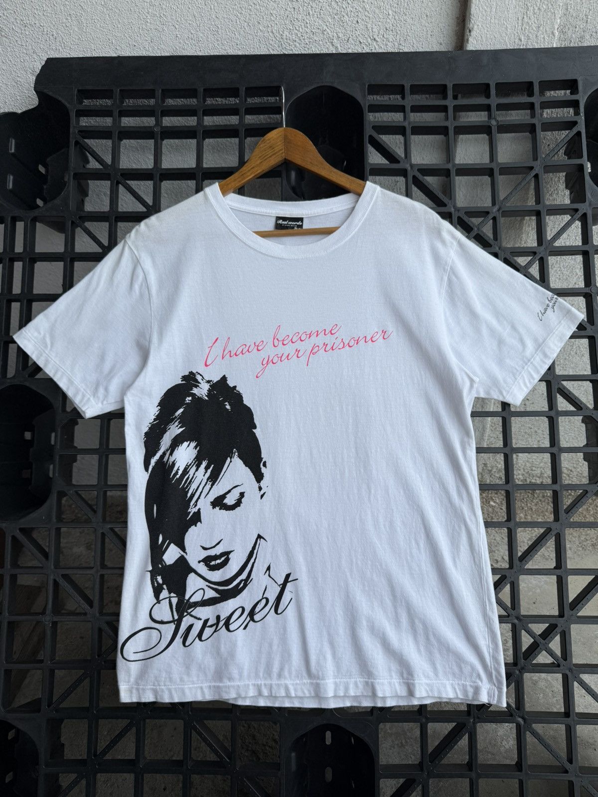 Japanese Brand Japan Wording I Have Become Your Potrait Graphic Girl Tee Size US M / EU 48-50 / 2 - 1 Thumbnail