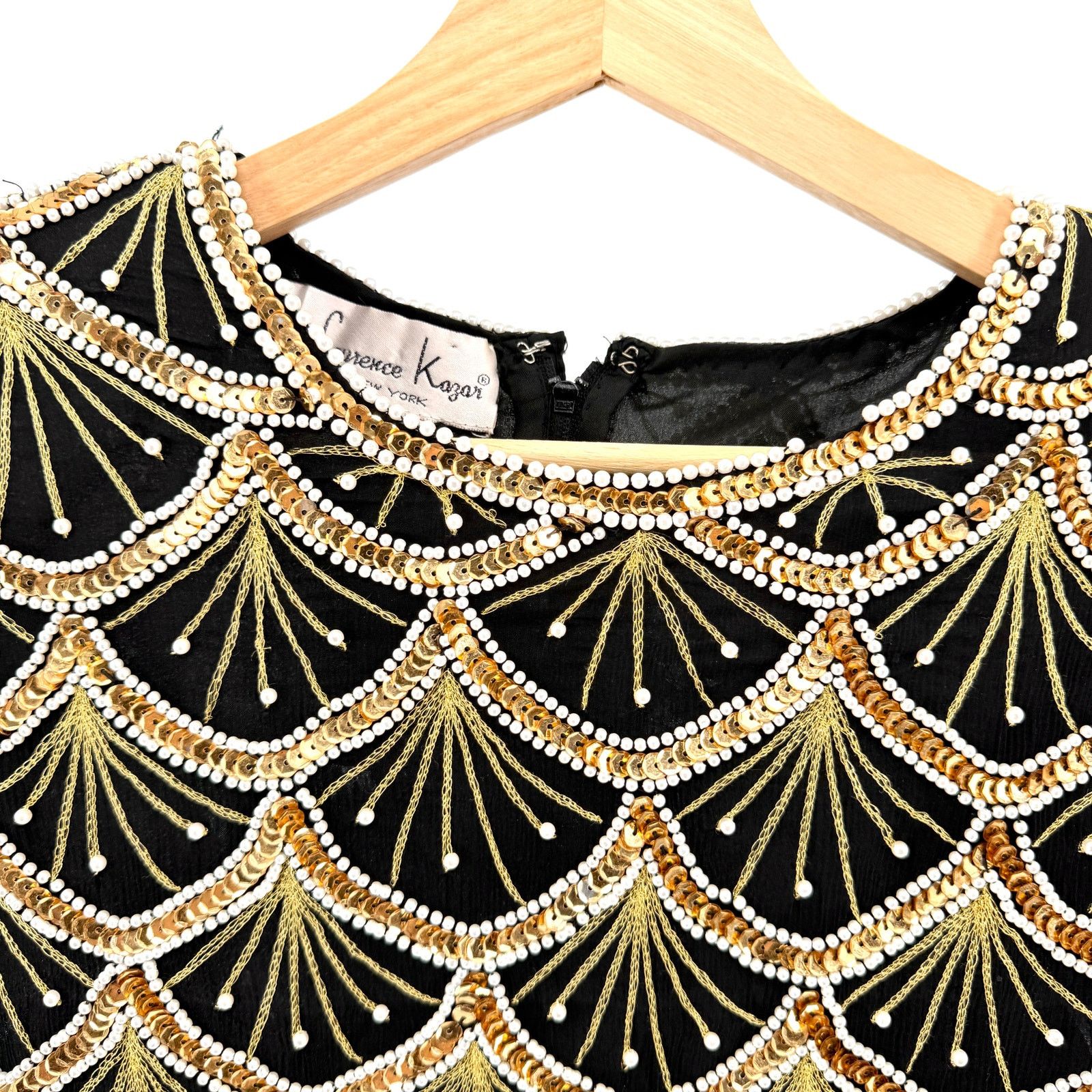 Vintage Vintage 80s Black 100% Silk Beaded Gold Sequin Pearl Top Size M / US 6-8 / IT 42-44 - 2 Thumbnail
