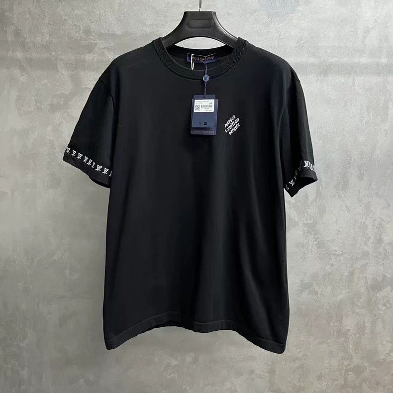 Louis Vuitton Louis Vuitton 24 Latest Black Letter Printed Round Neck Lo Size US L / EU 52-54 / 3 - 1 Thumbnail